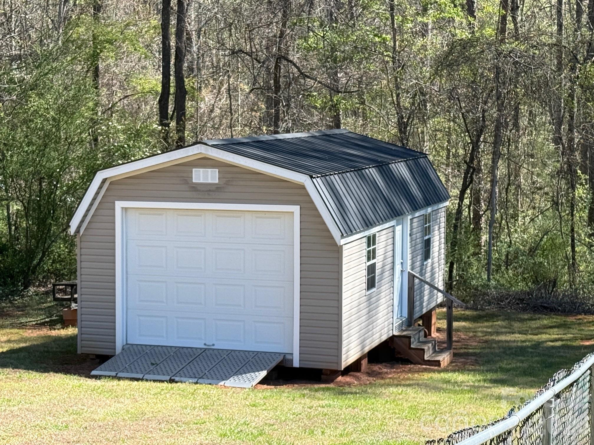 3730 Sedgefield Drive — Conover