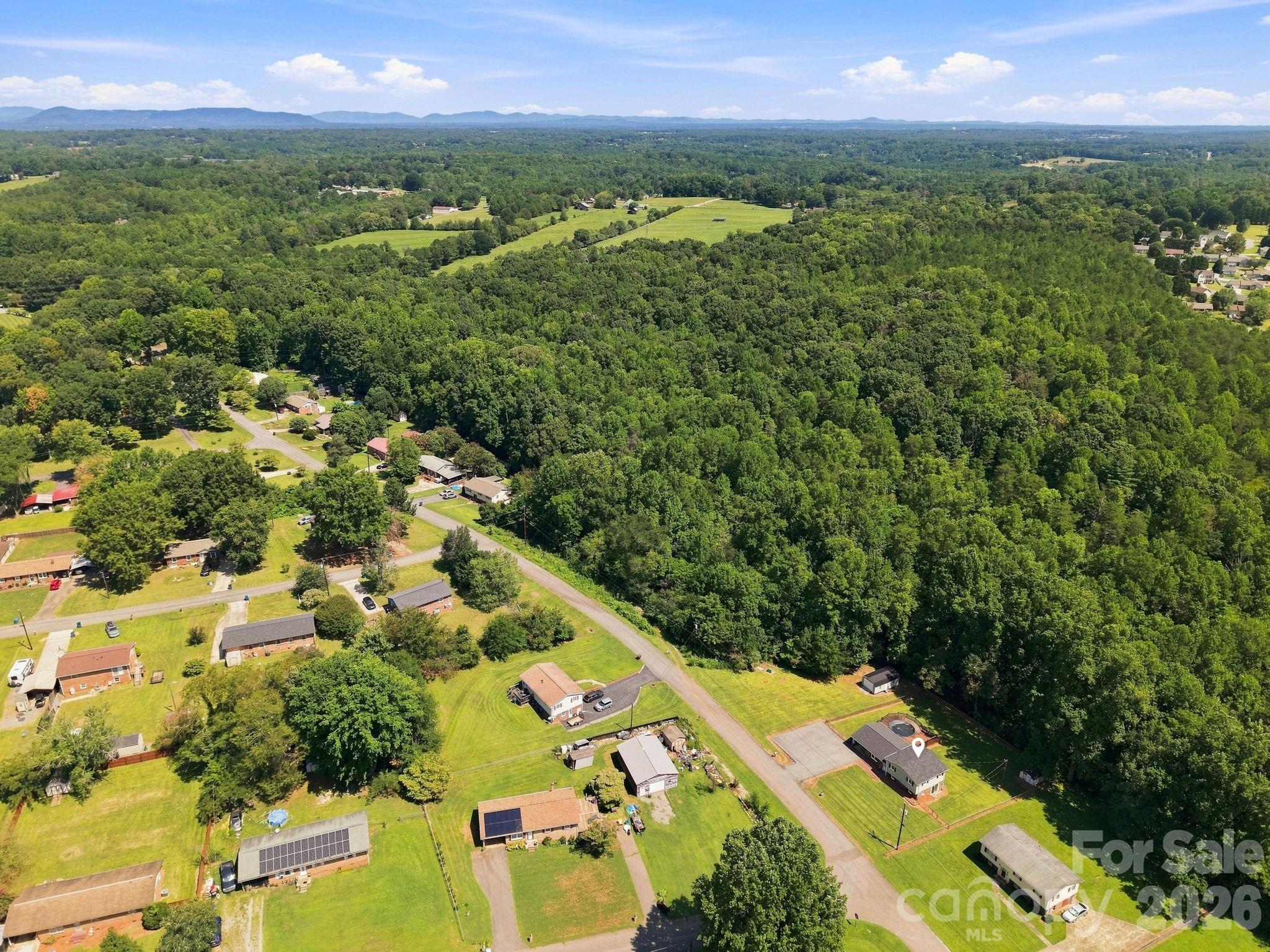 3730 Sedgefield Drive — Conover