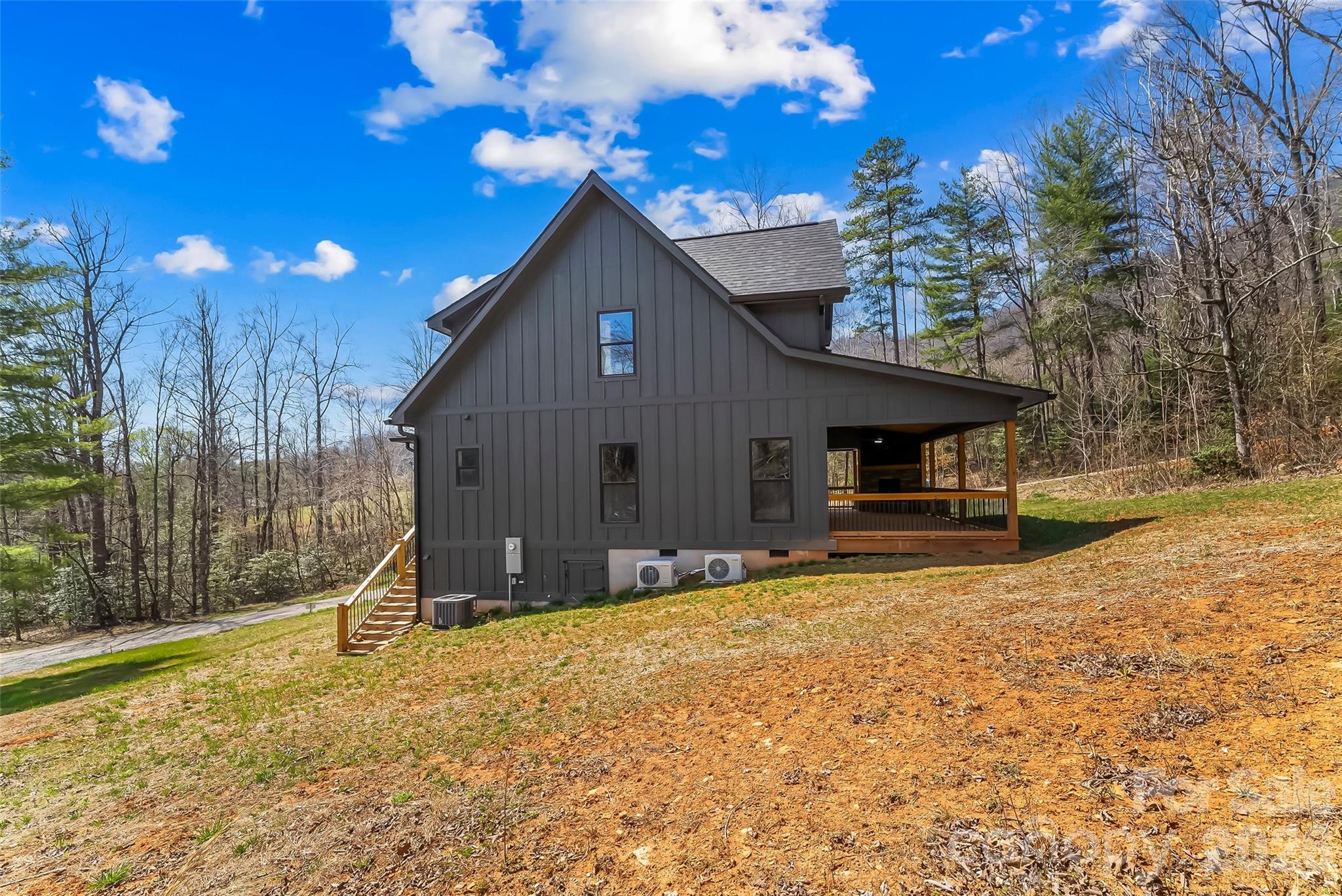 189 Clinchfield Gap Road — Marion