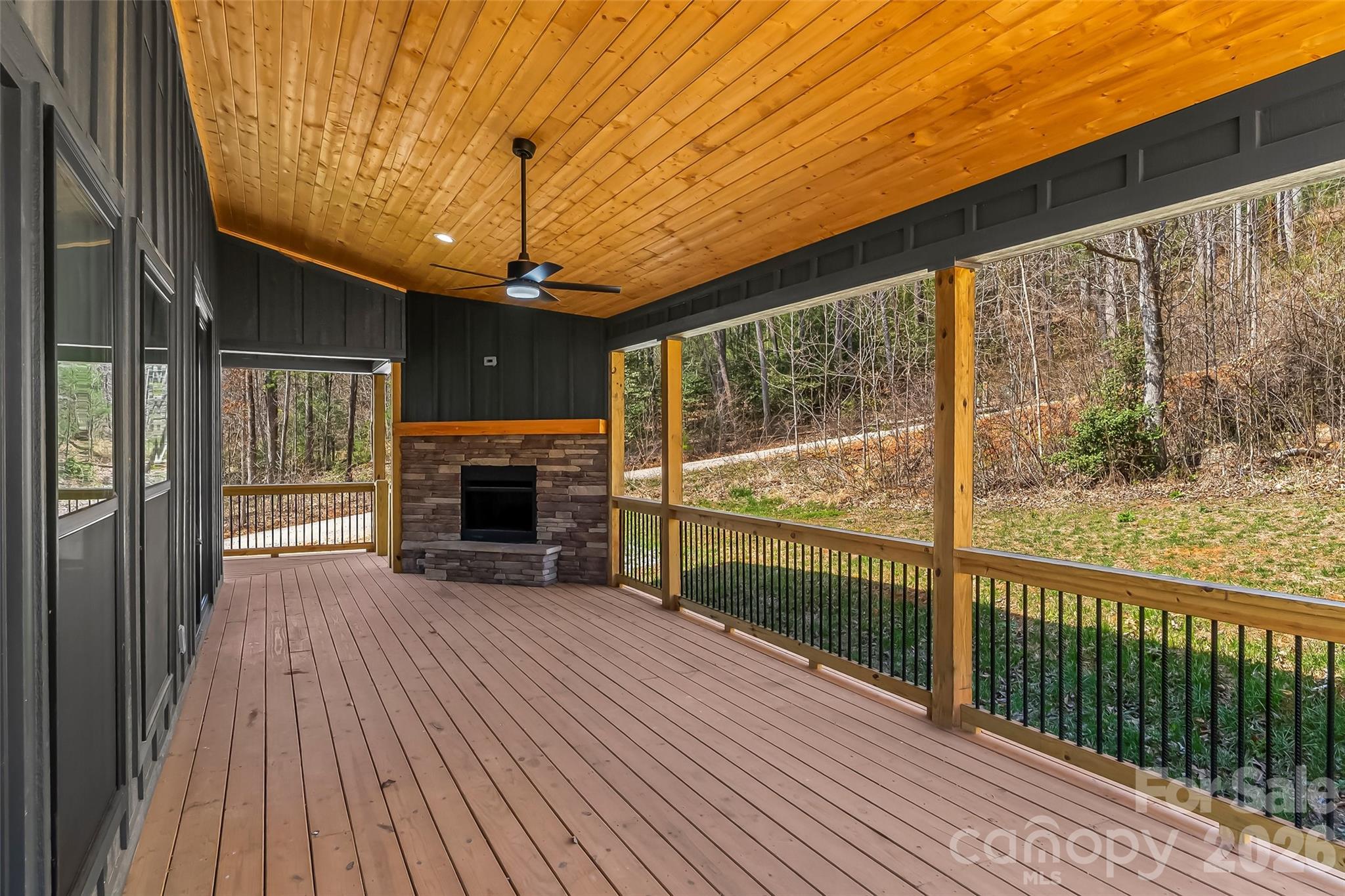 189 Clinchfield Gap Road — Marion