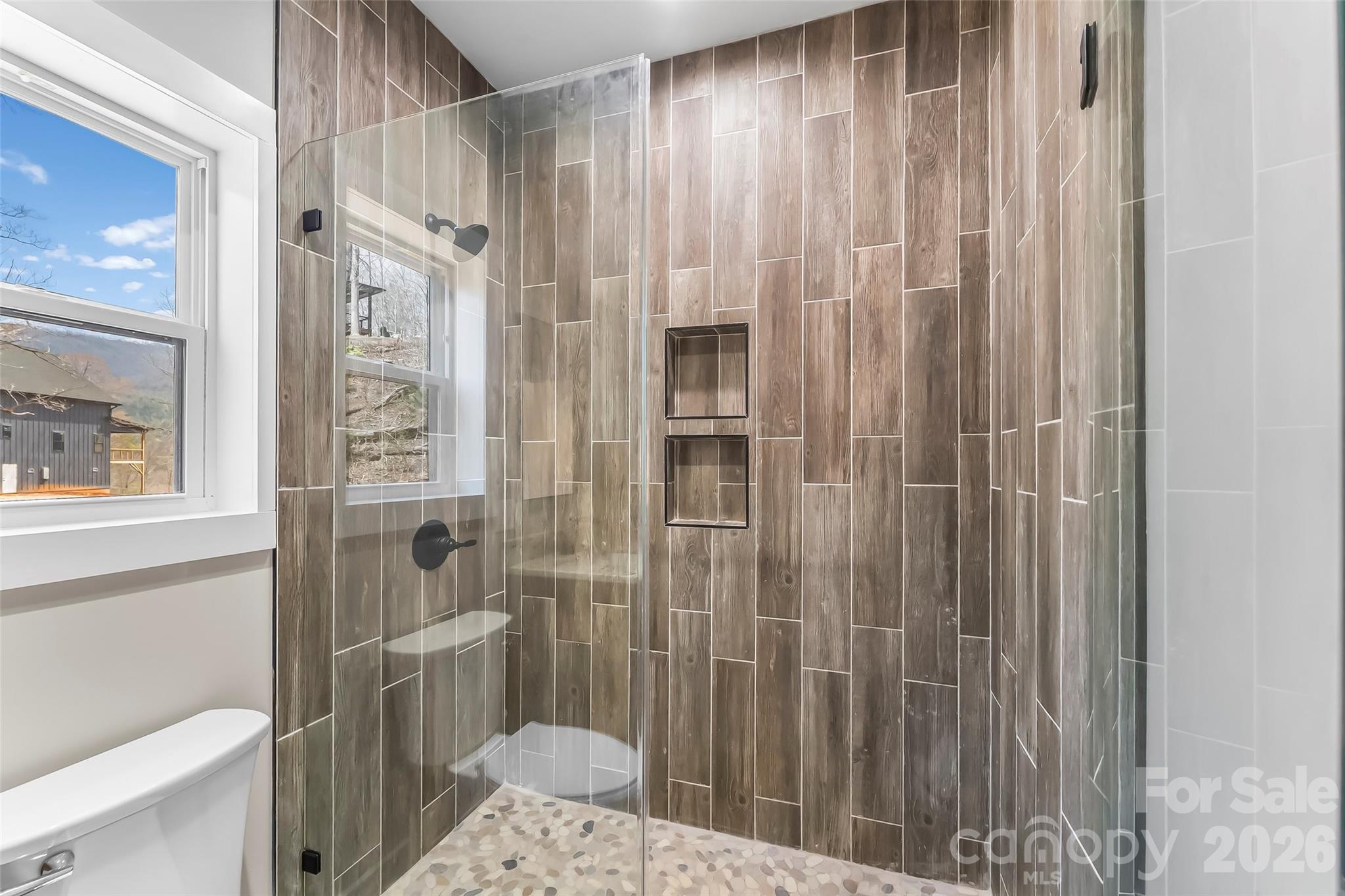 189 Clinchfield Gap Road — Marion