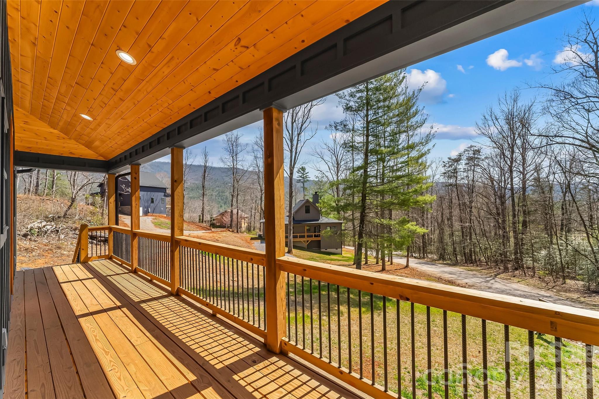 189 Clinchfield Gap Road — Marion