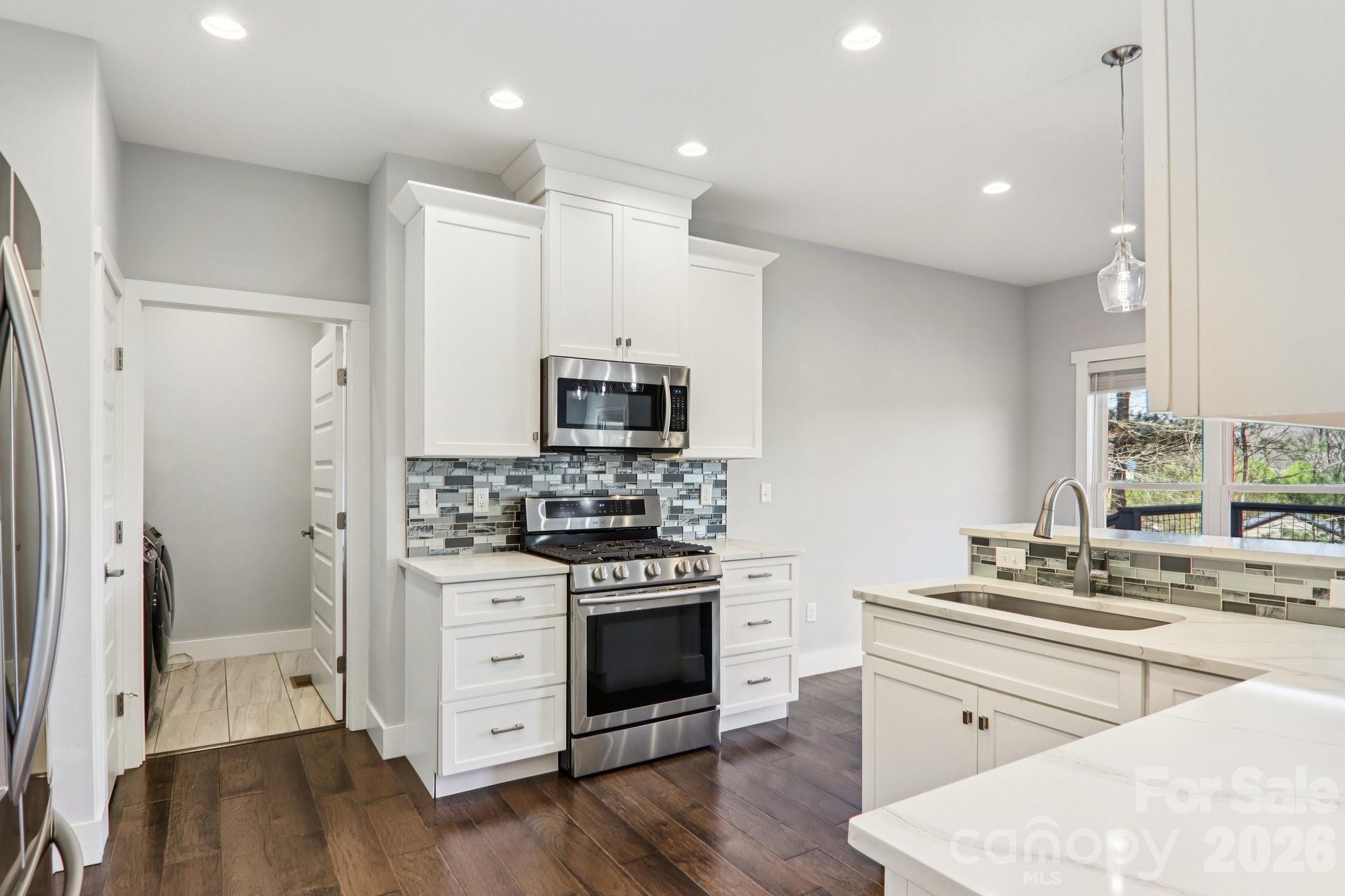 98 Hamilton Woods Lane — Etowah