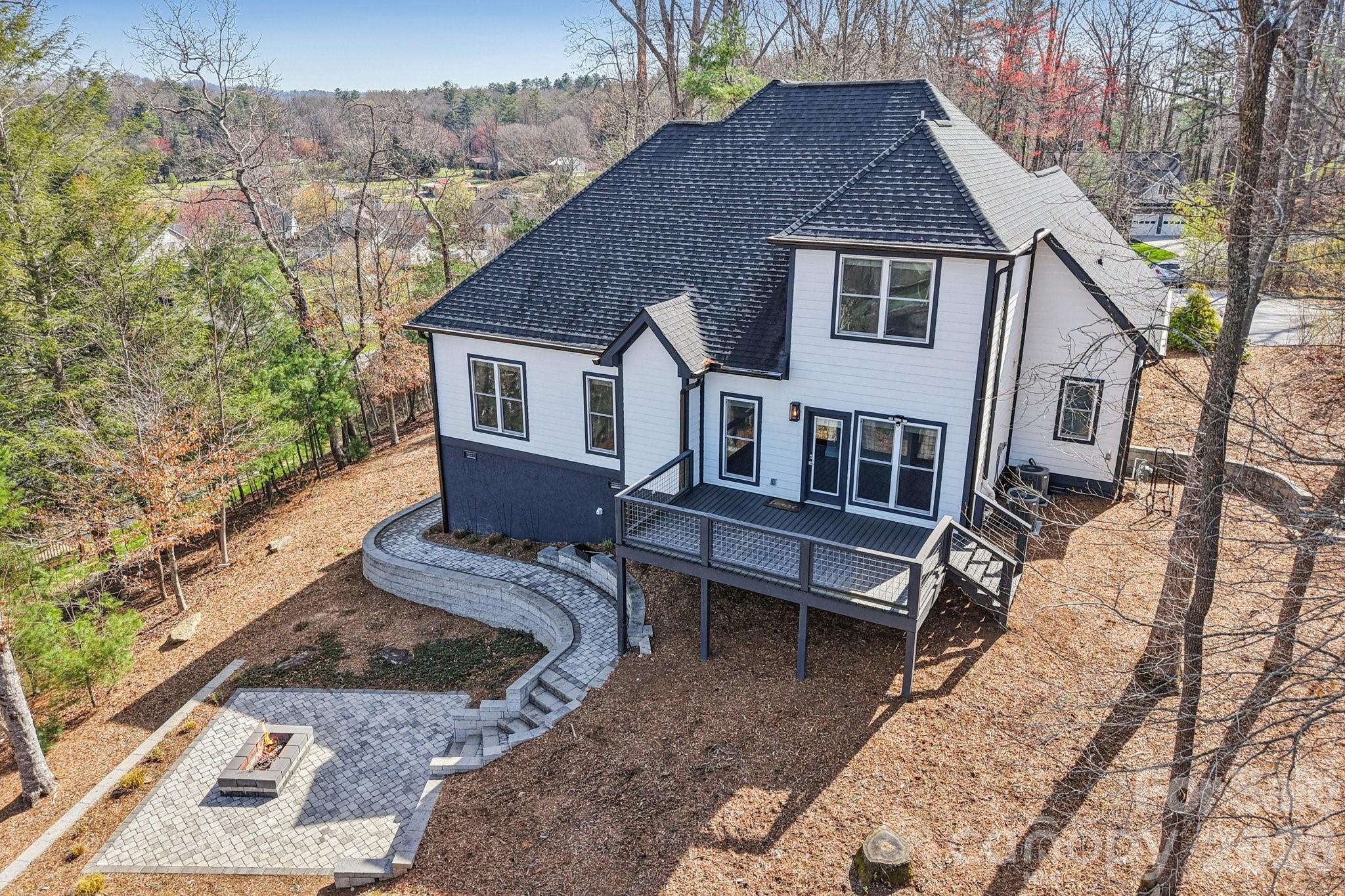 98 Hamilton Woods Lane — Etowah
