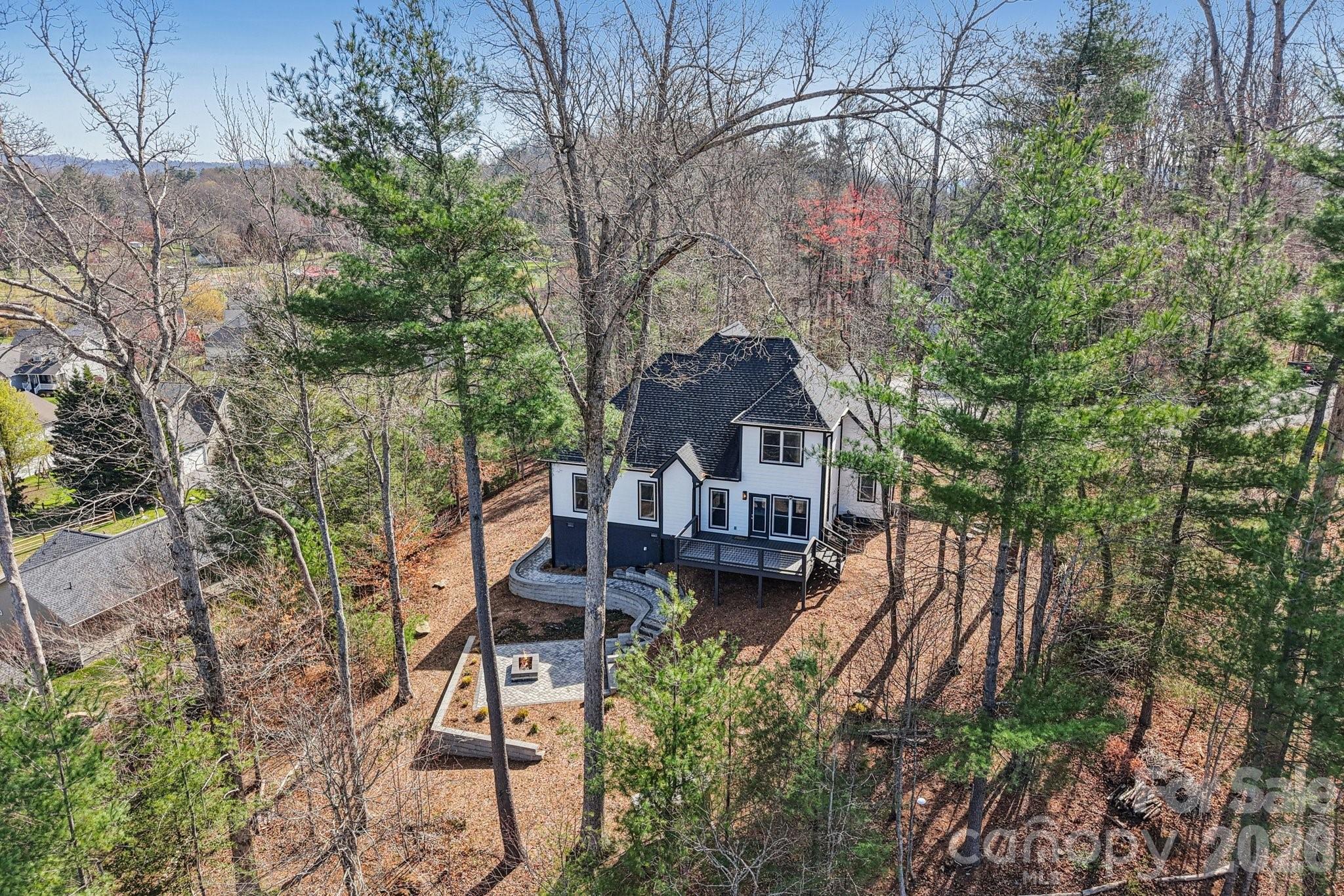 98 Hamilton Woods Lane — Etowah