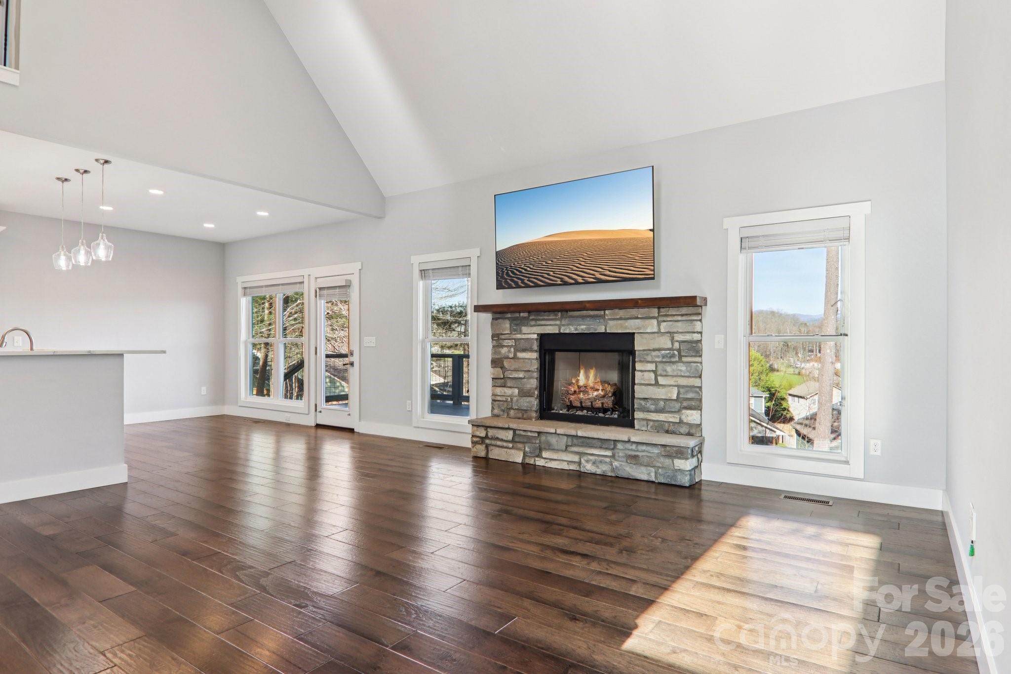 98 Hamilton Woods Lane — Etowah