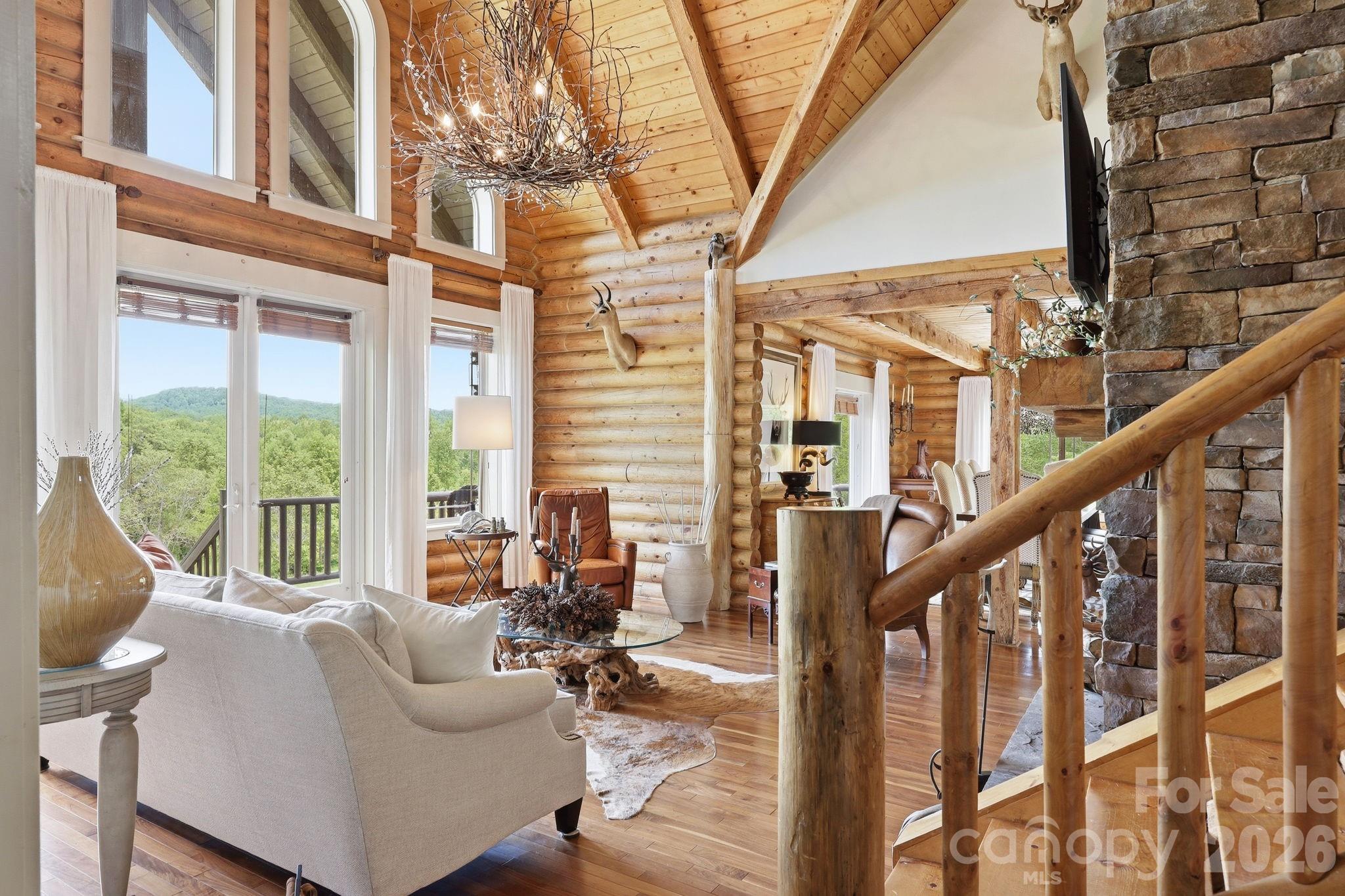 112 Sunny Morning Court — Hendersonville