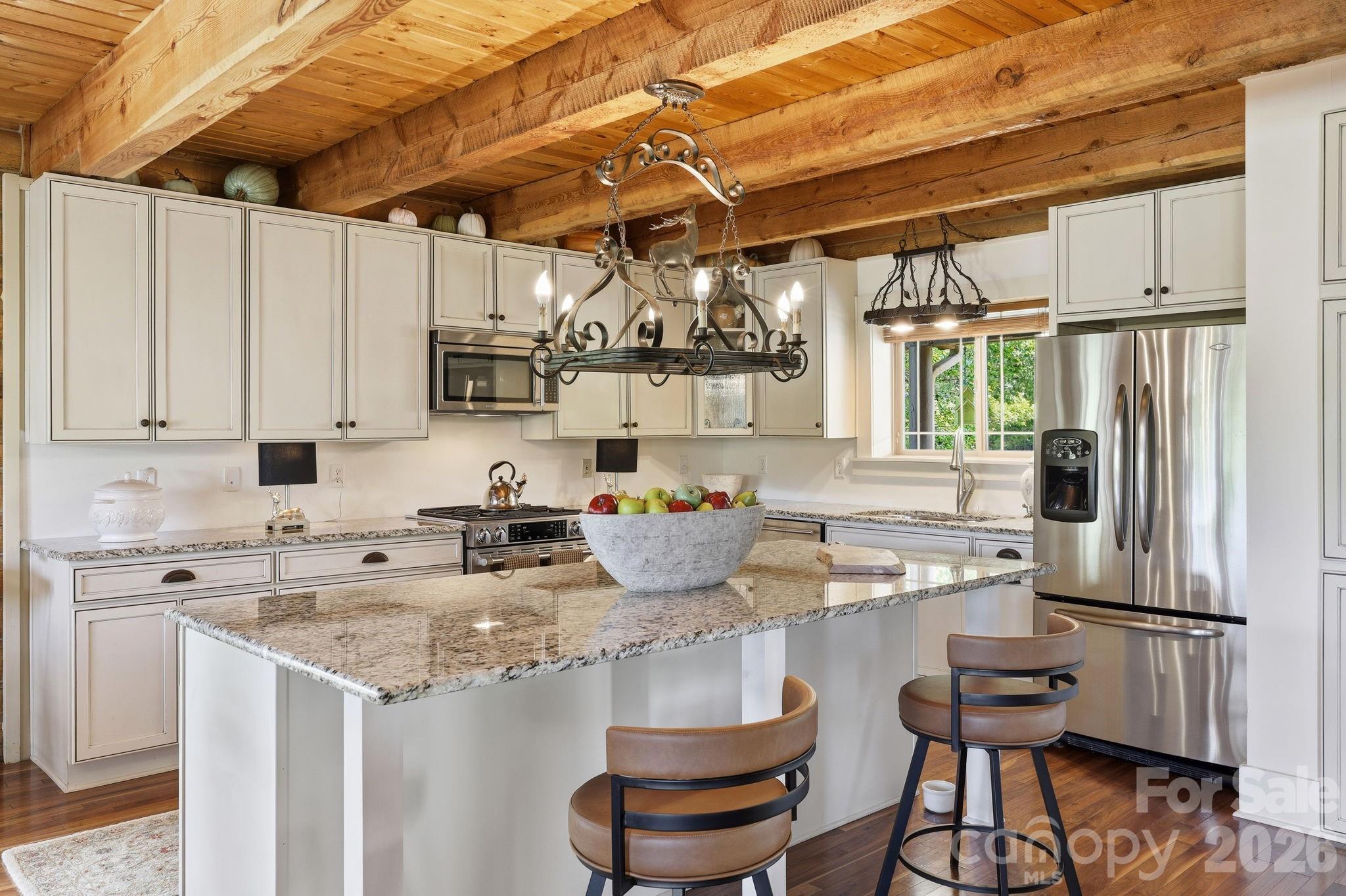 112 Sunny Morning Court — Hendersonville