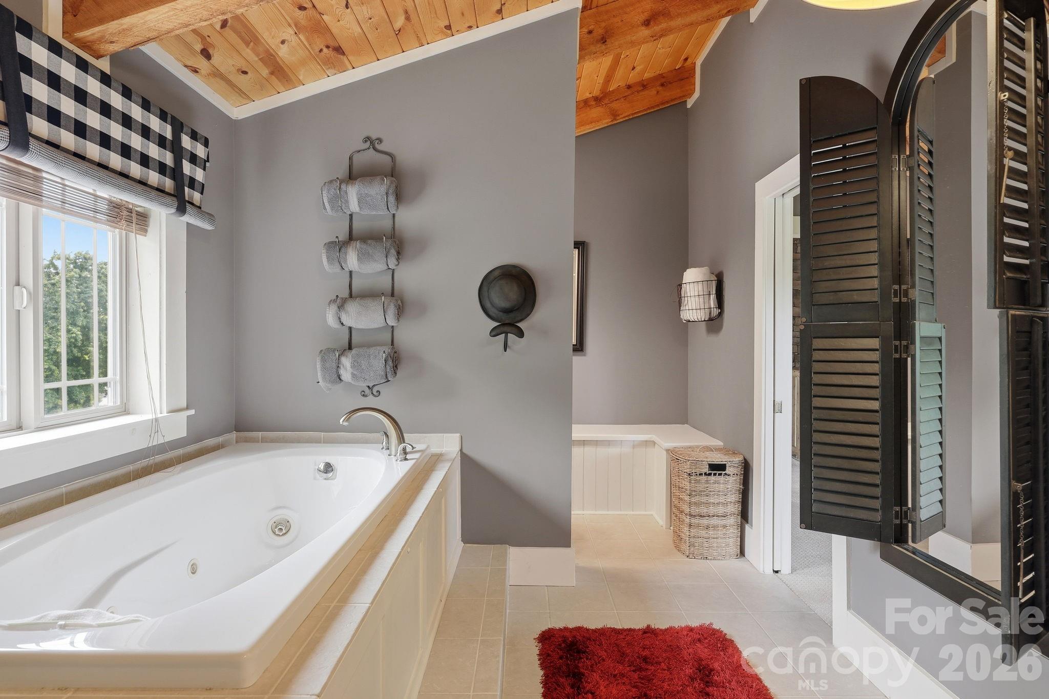 112 Sunny Morning Court — Hendersonville