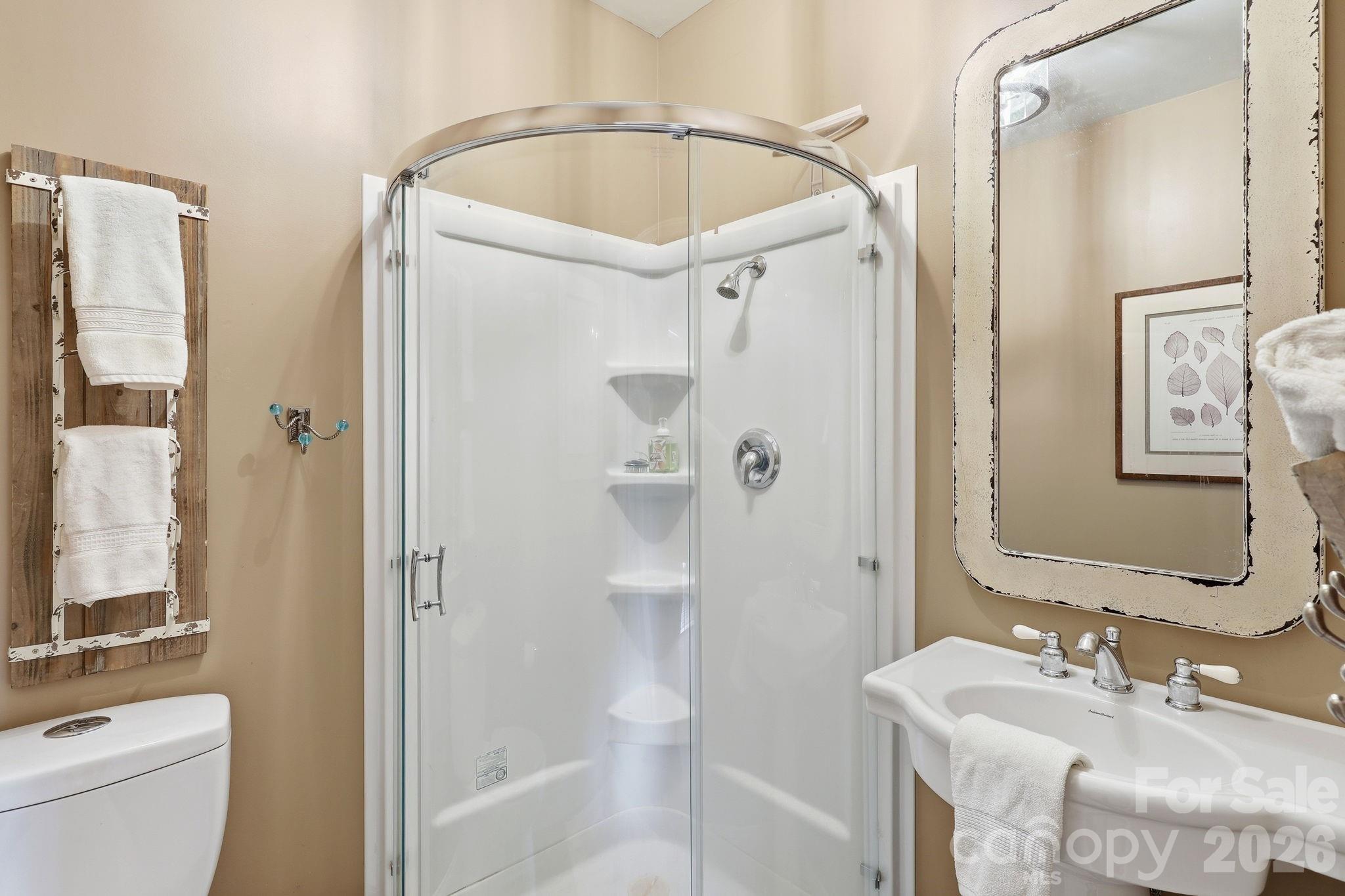 112 Sunny Morning Court — Hendersonville