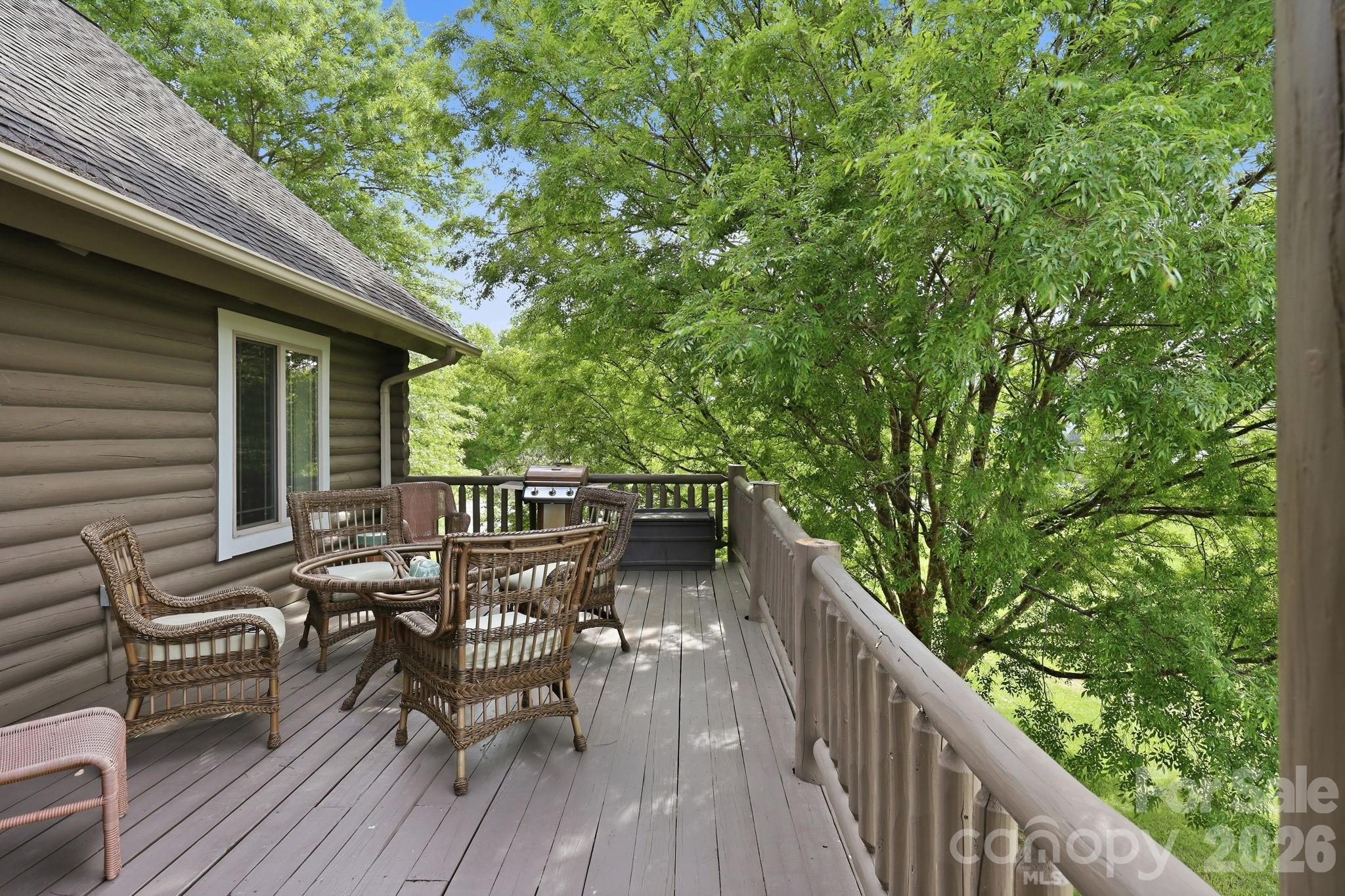 112 Sunny Morning Court — Hendersonville