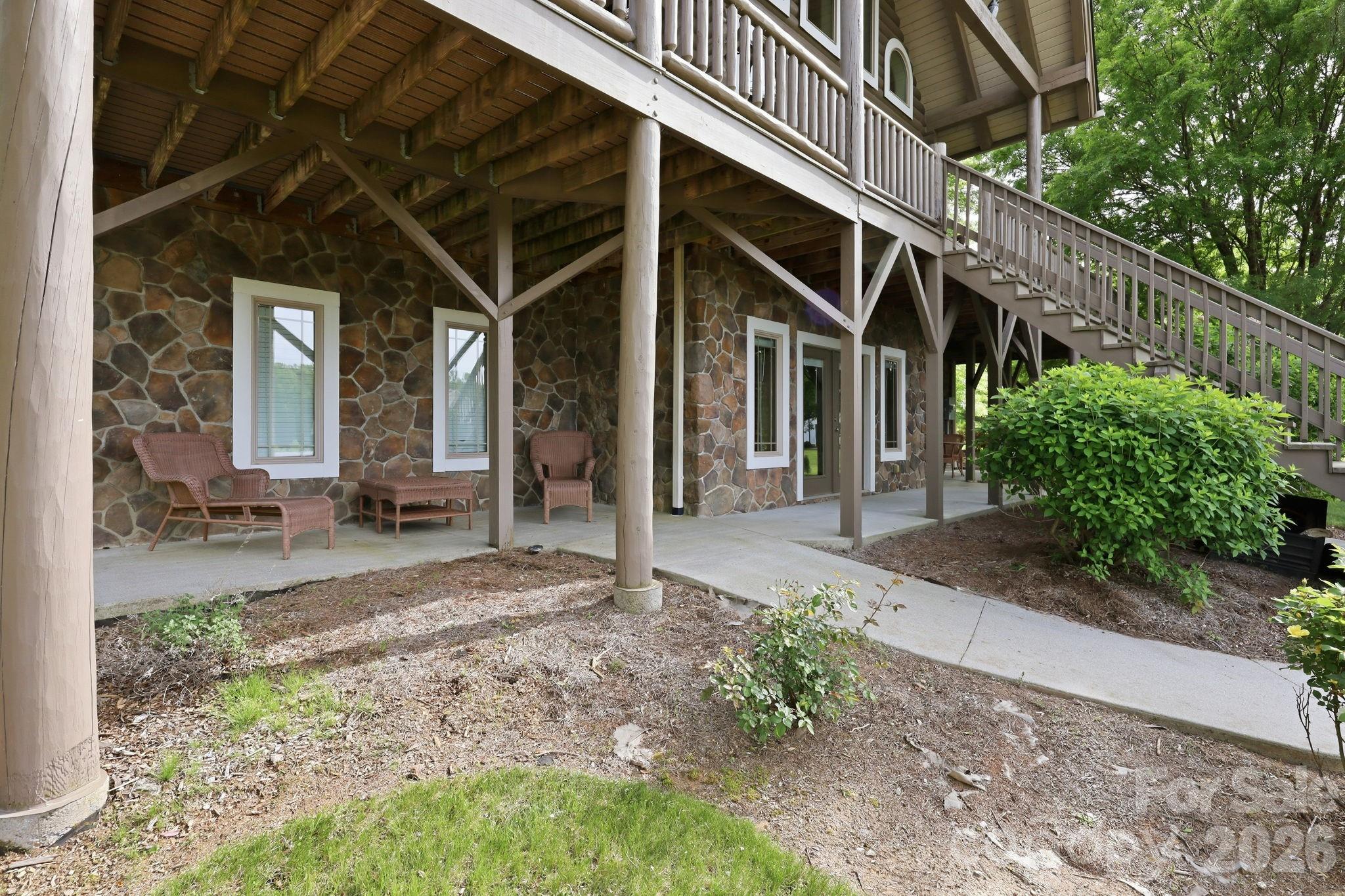 112 Sunny Morning Court — Hendersonville