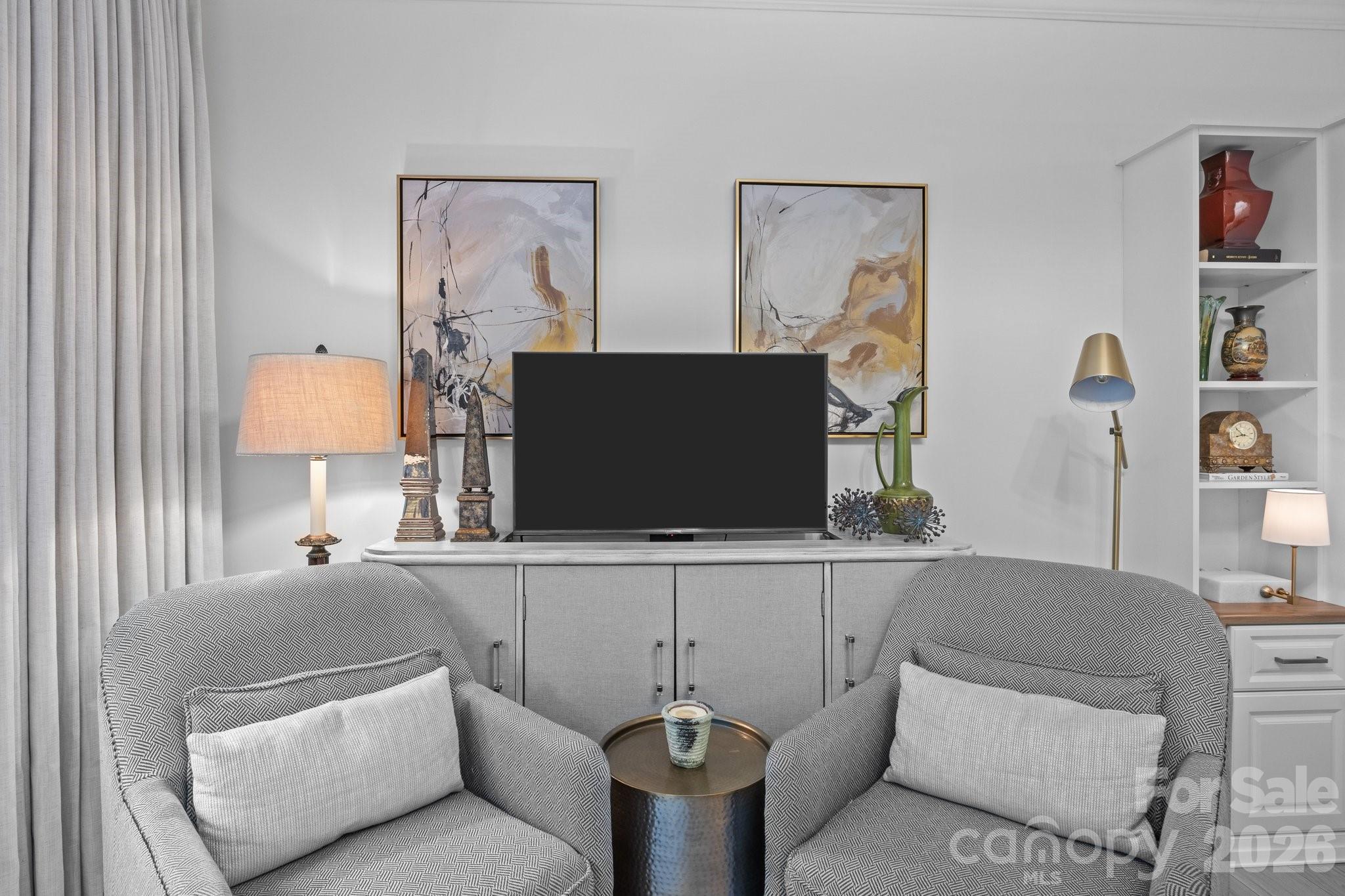 630 Calvert Street #111 — Charlotte