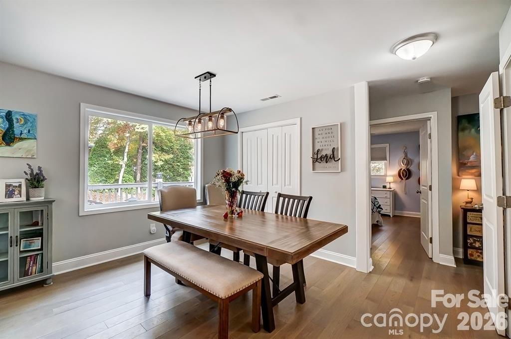 9542 Riviera Drive — Sherrills Ford