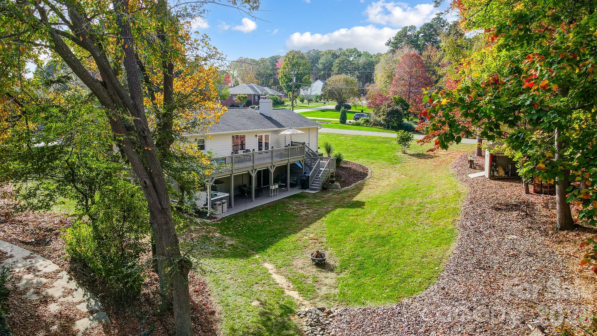 9542 Riviera Drive — Sherrills Ford