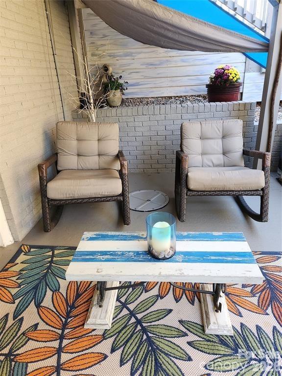 9542 Riviera Drive — Sherrills Ford