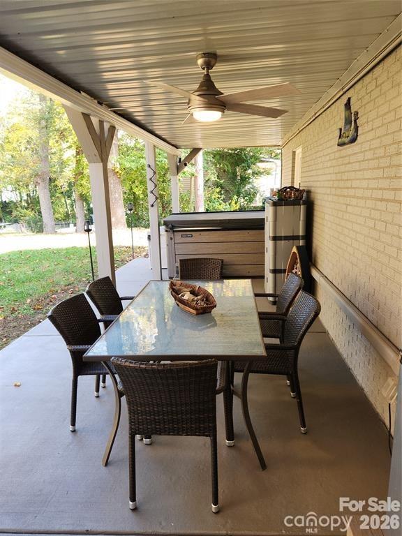 9542 Riviera Drive — Sherrills Ford