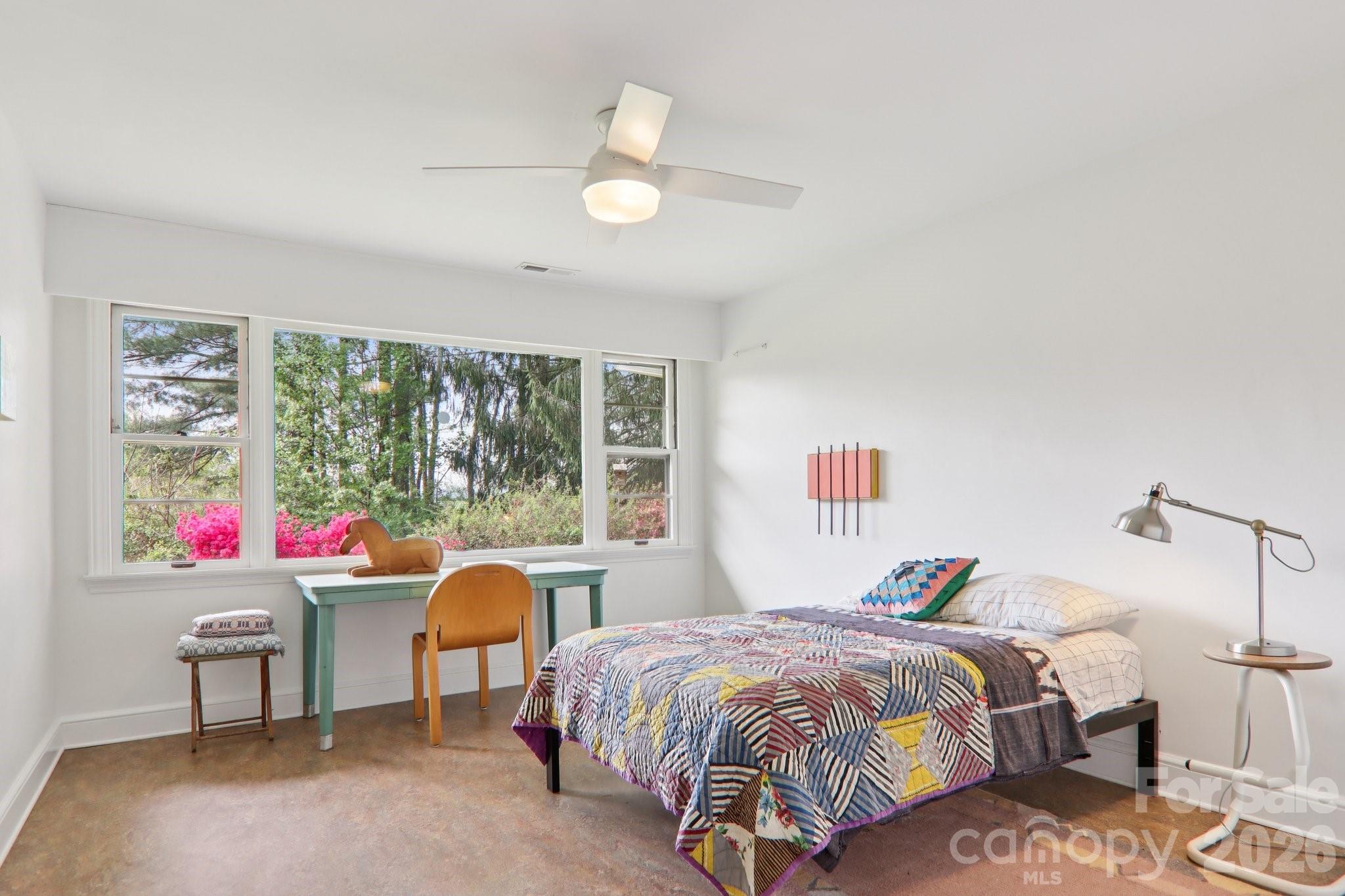 80 Sunset Drive — Marshall