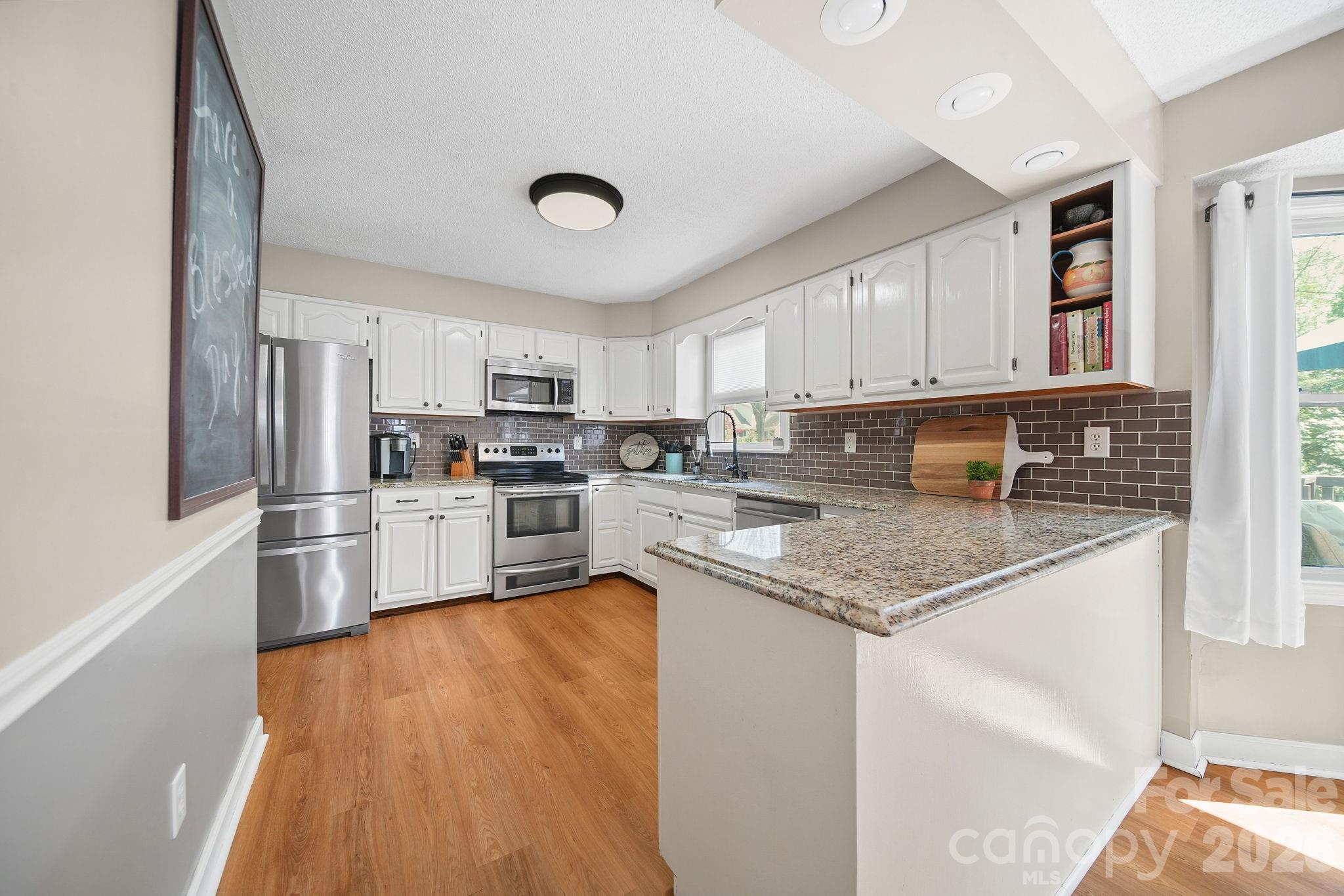 120 Ridgewood Court — Salisbury
