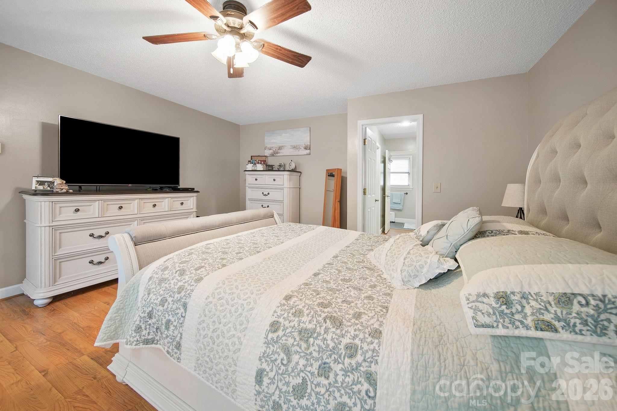 120 Ridgewood Court — Salisbury