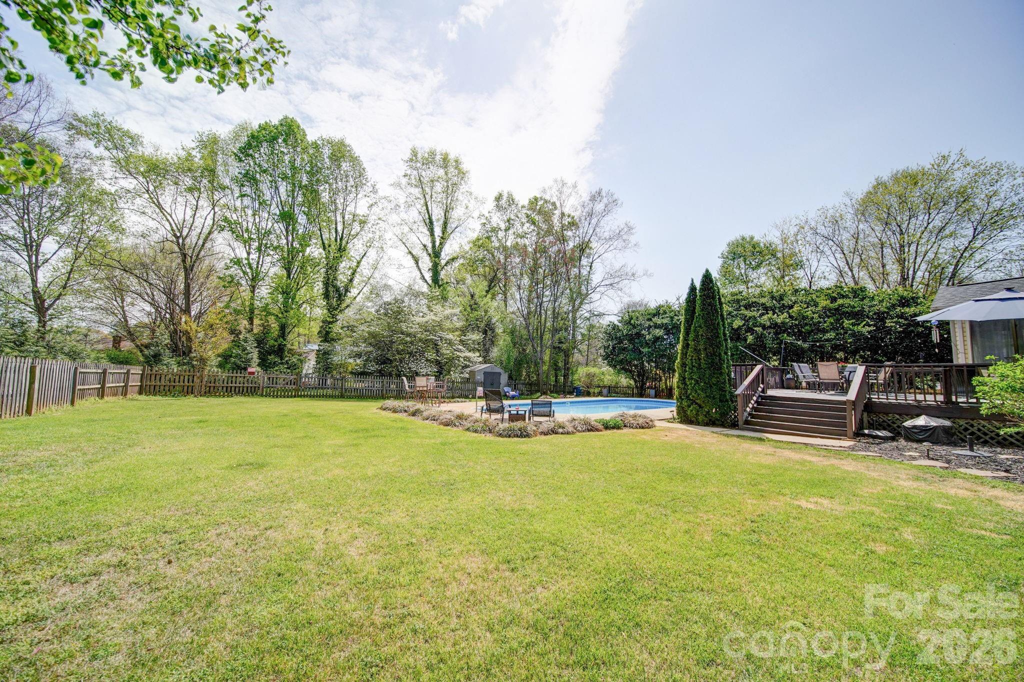 120 Ridgewood Court — Salisbury
