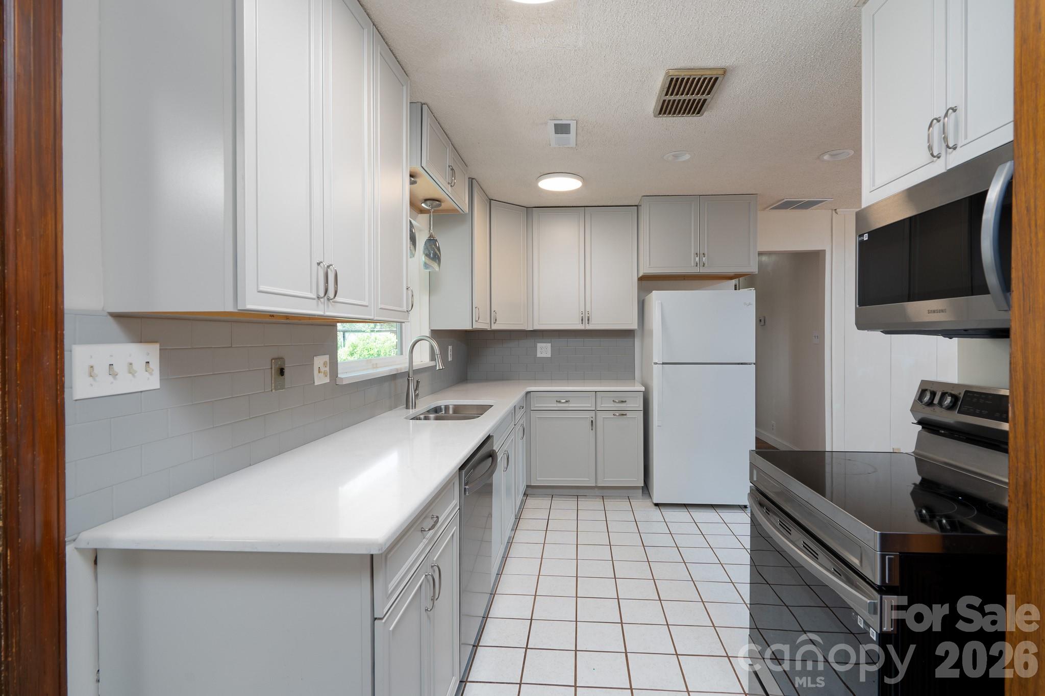 1221 Forestdale Drive — Salisbury