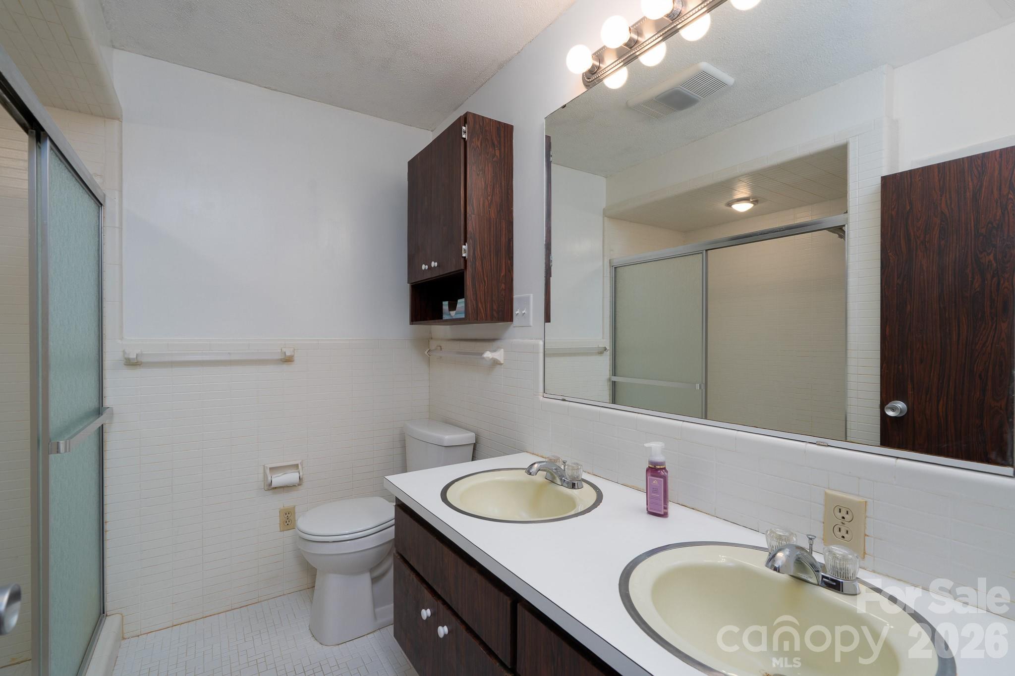 1221 Forestdale Drive — Salisbury