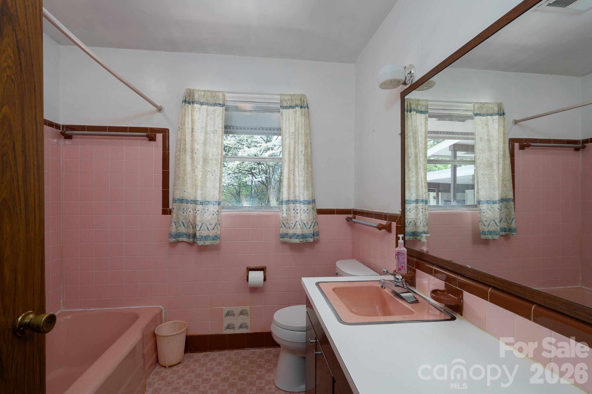 1221 Forestdale Drive — Salisbury