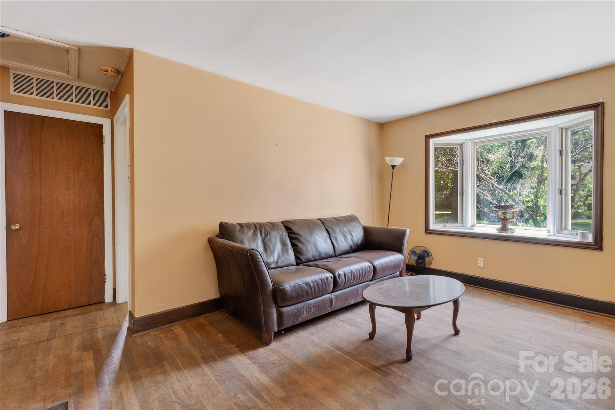 1632 Madison Avenue — Charlotte