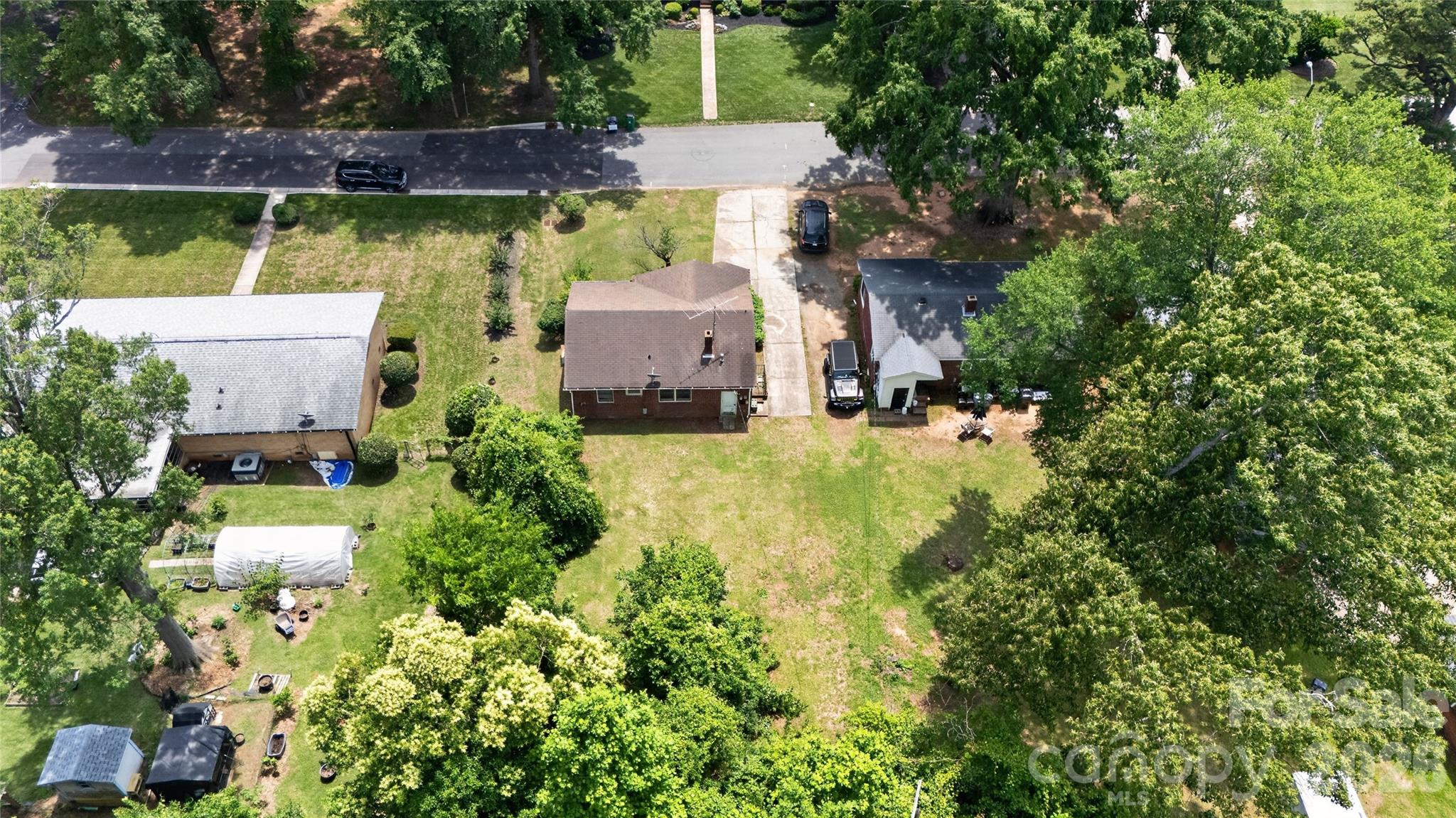 1632 Madison Avenue — Charlotte