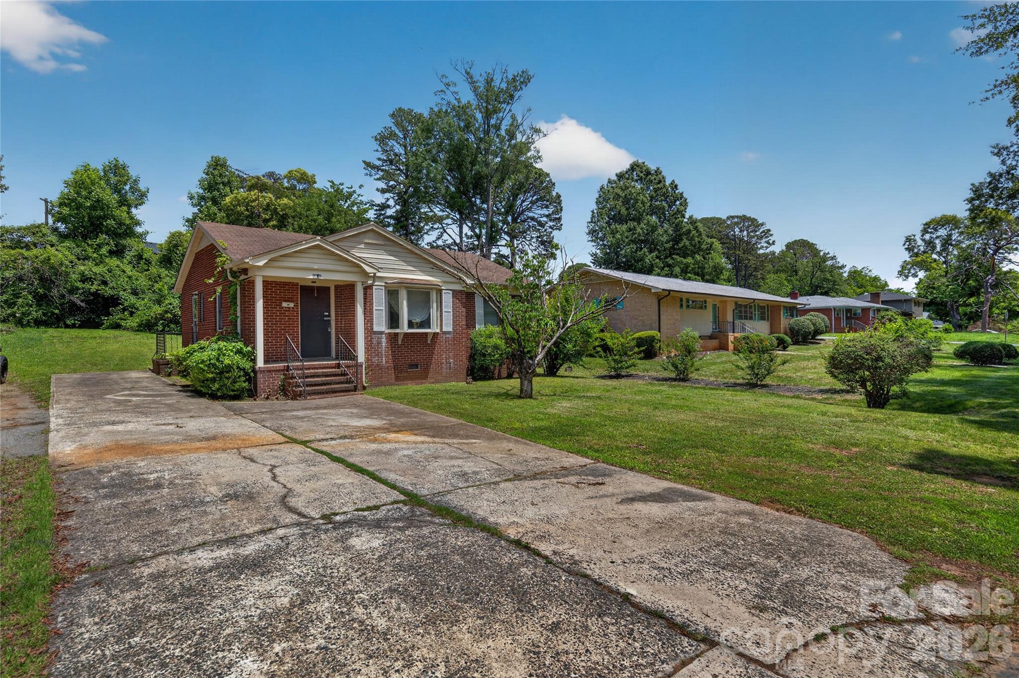 1632 Madison Avenue — Charlotte