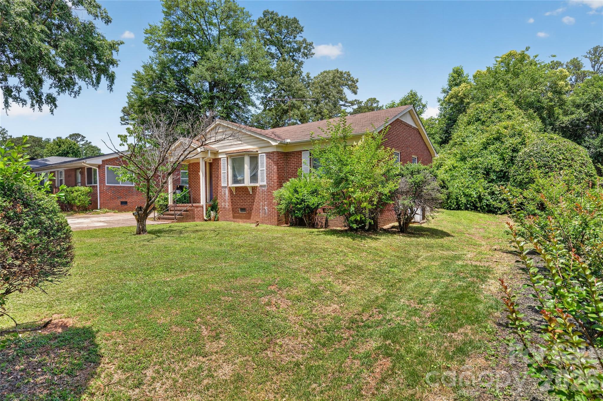 1632 Madison Avenue — Charlotte