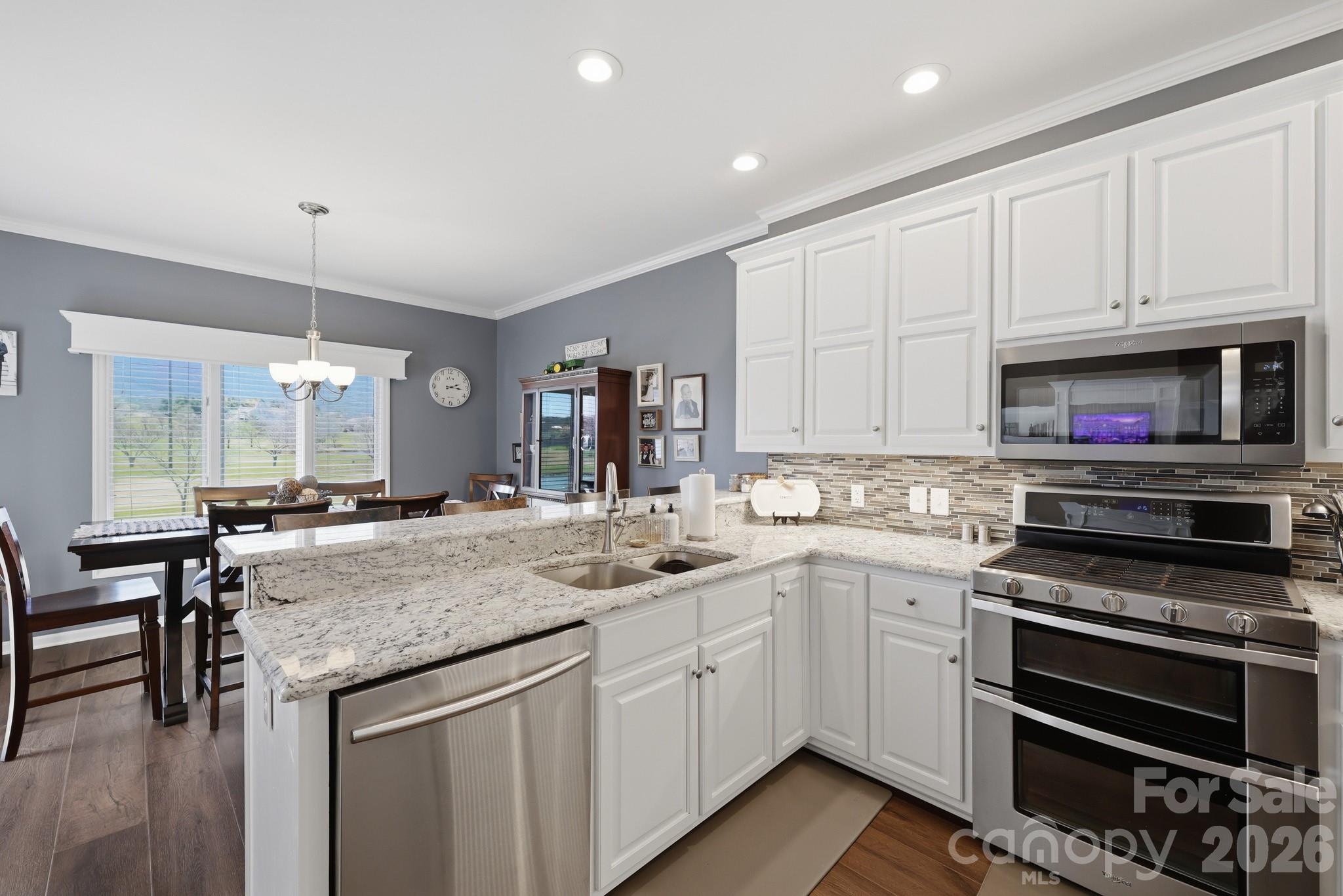 233 Lake View Place #D1 — Jefferson