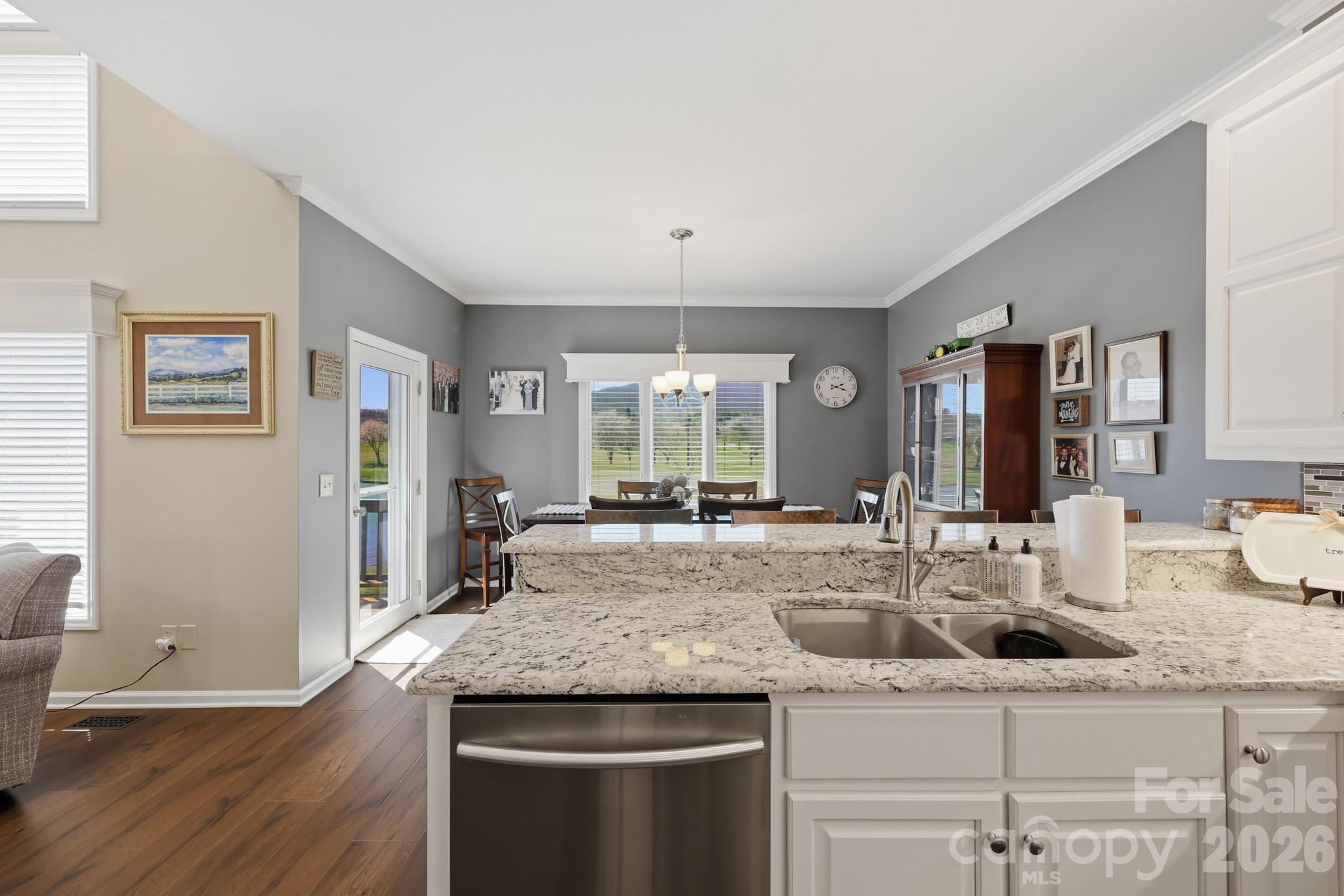 233 Lake View Place #D1 — Jefferson