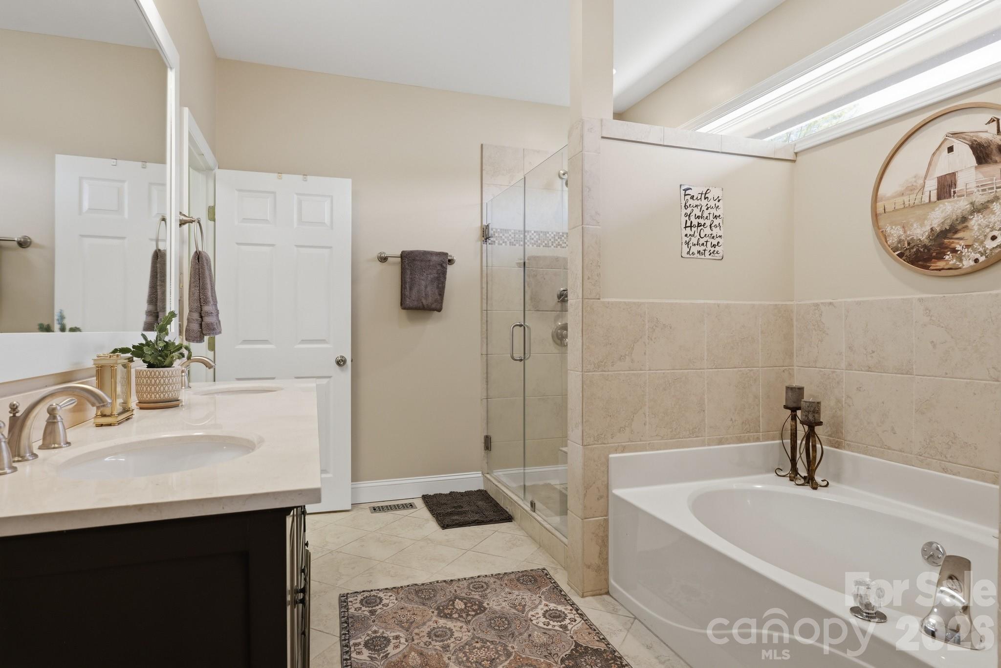233 Lake View Place #D1 — Jefferson