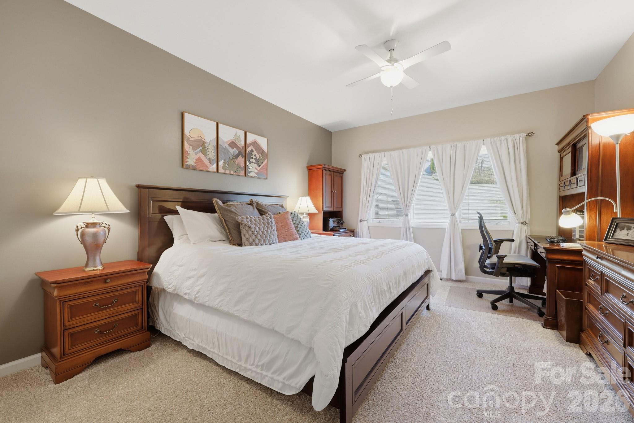 233 Lake View Place #D1 — Jefferson
