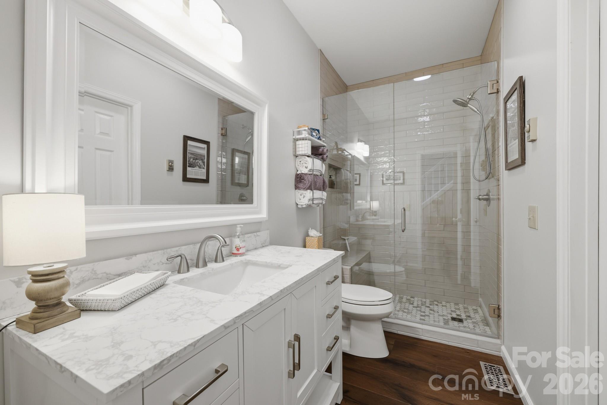 233 Lake View Place #D1 — Jefferson