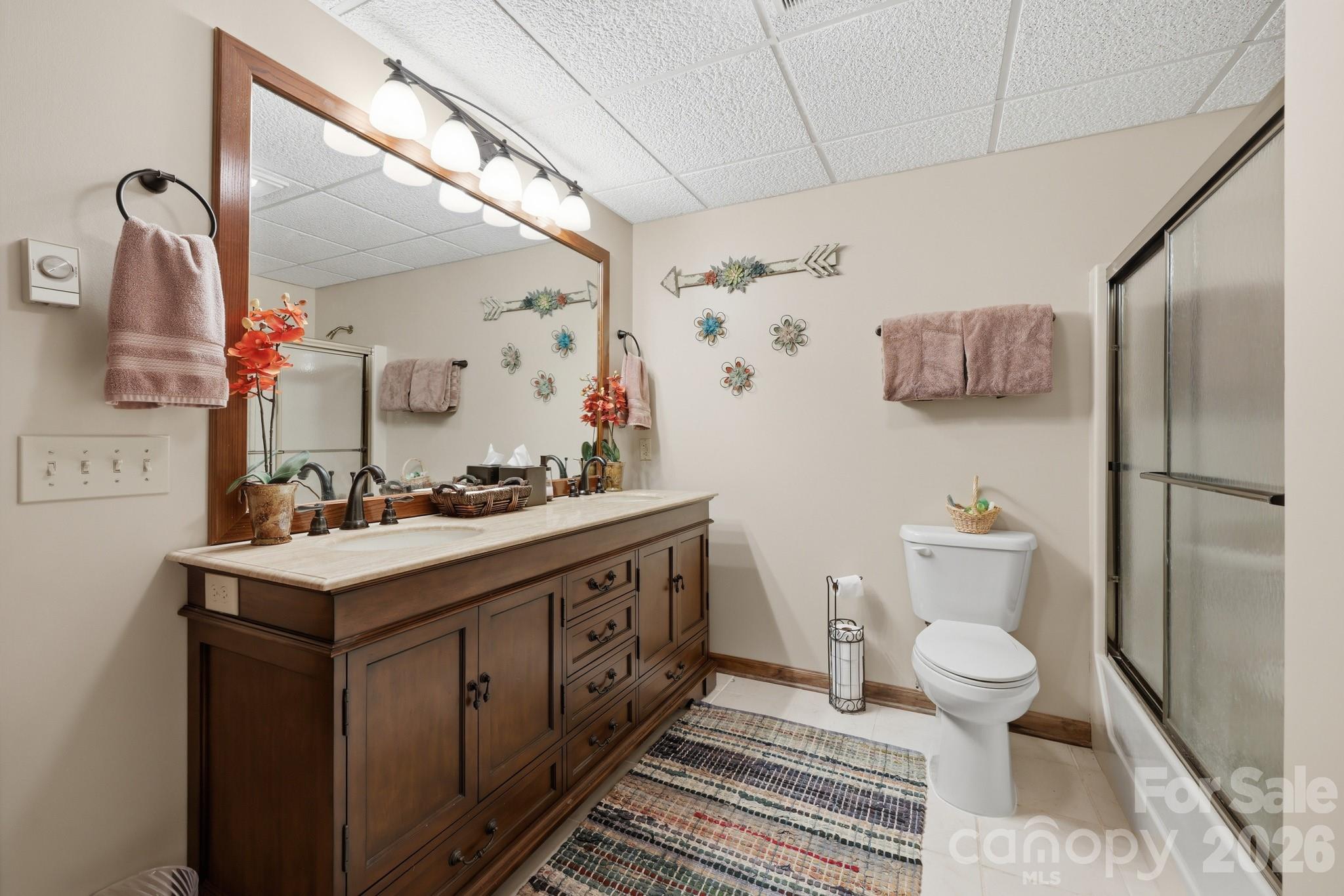 233 Lake View Place #D1 — Jefferson
