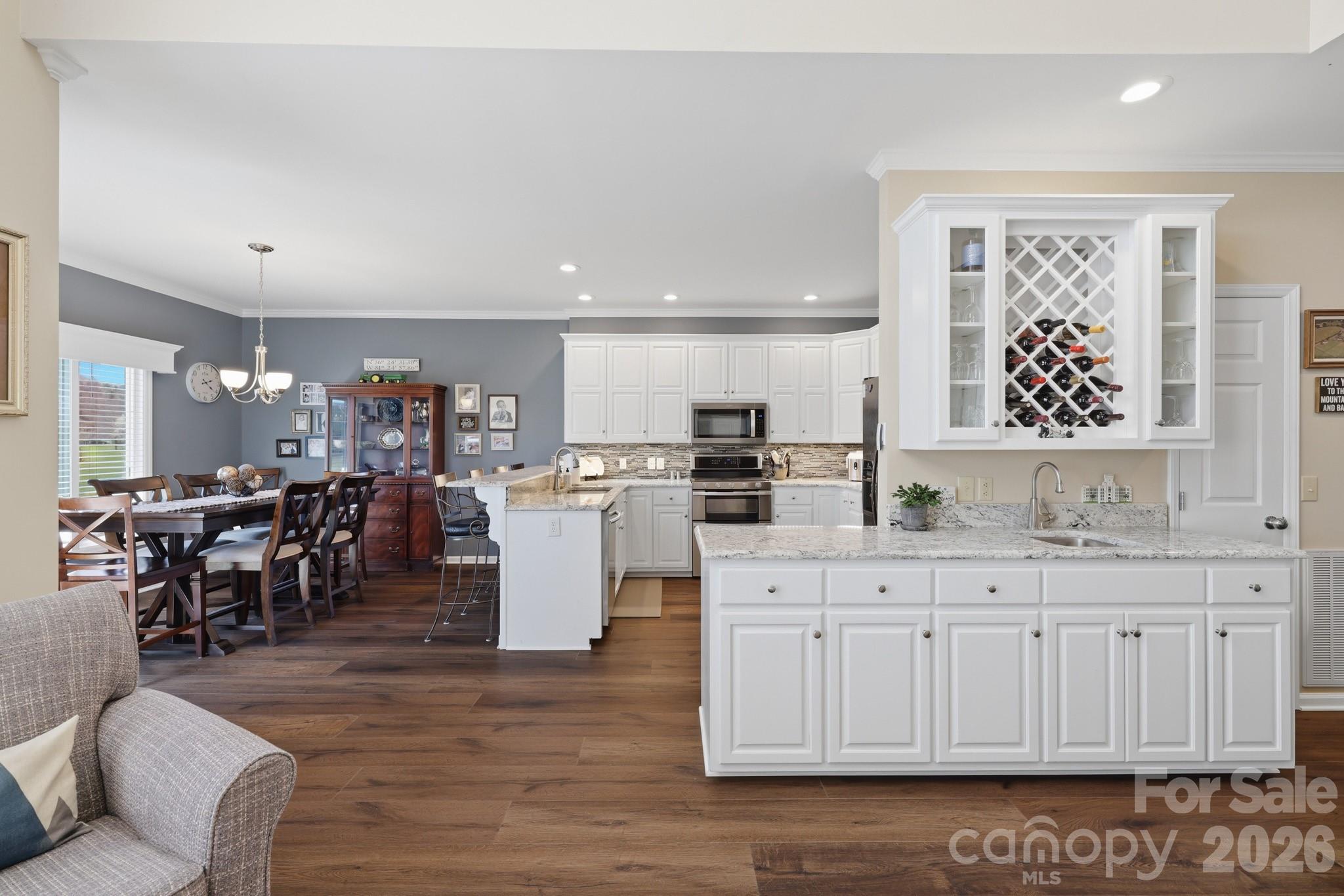233 Lake View Place #D1 — Jefferson