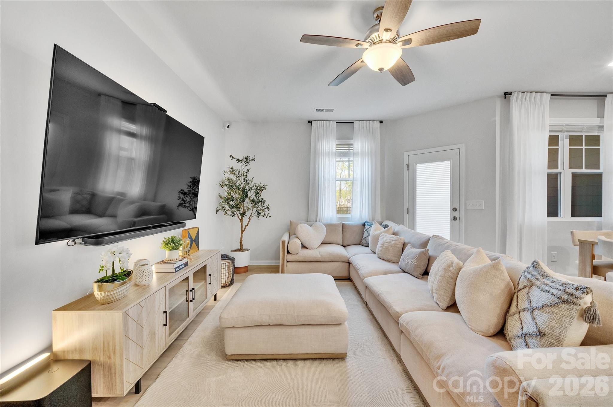906 Park Bend Trail — Tega Cay