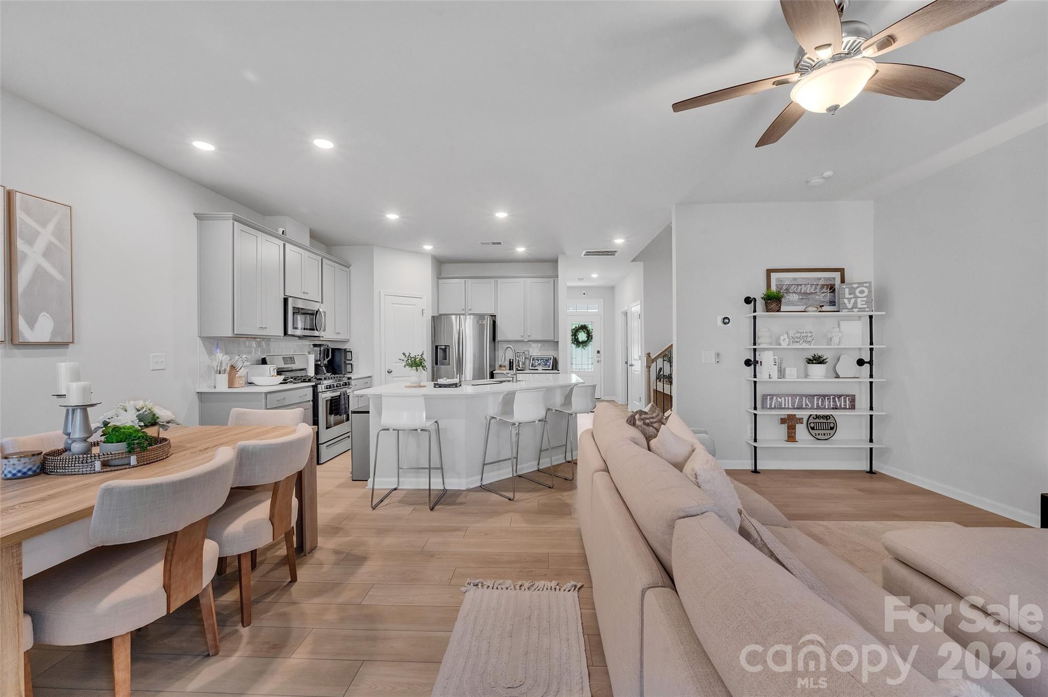 906 Park Bend Trail — Tega Cay