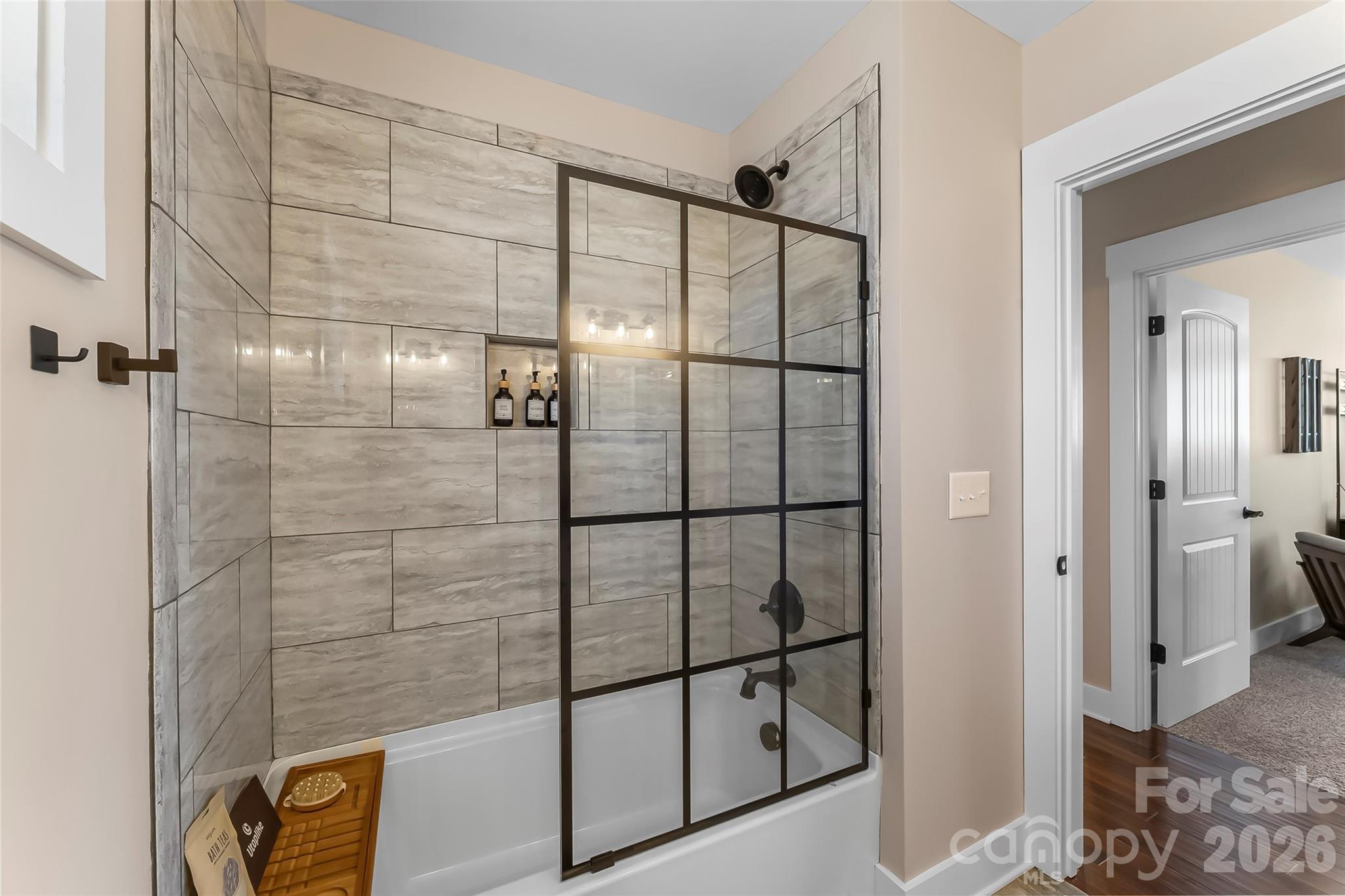 2280 Pinnacle Parkway — Union Mills