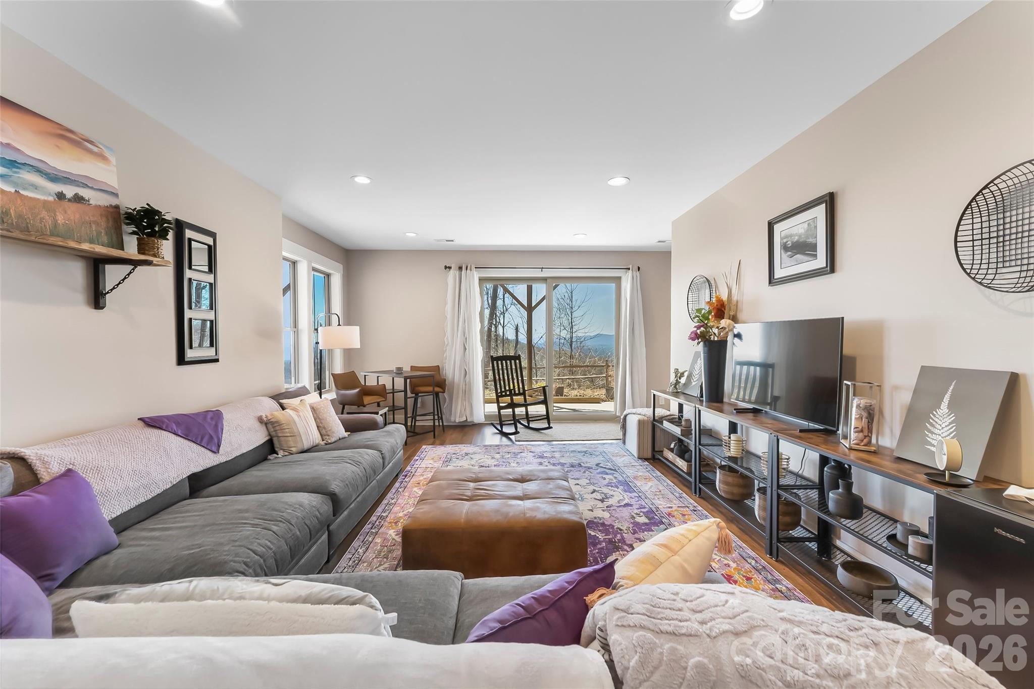 2280 Pinnacle Parkway — Union Mills