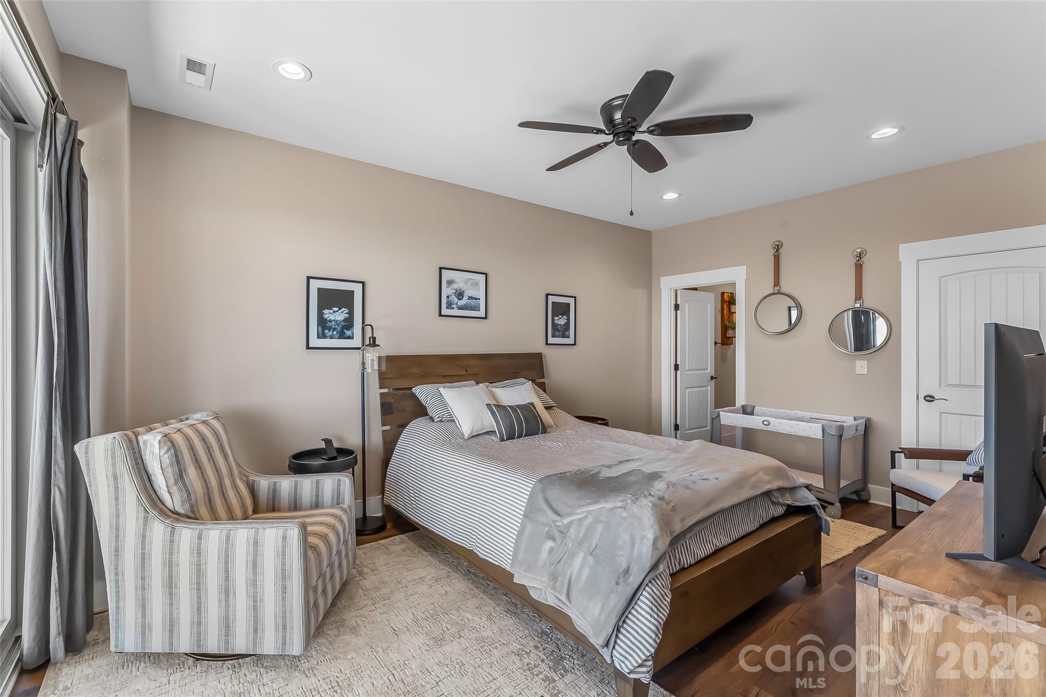 2280 Pinnacle Parkway — Union Mills