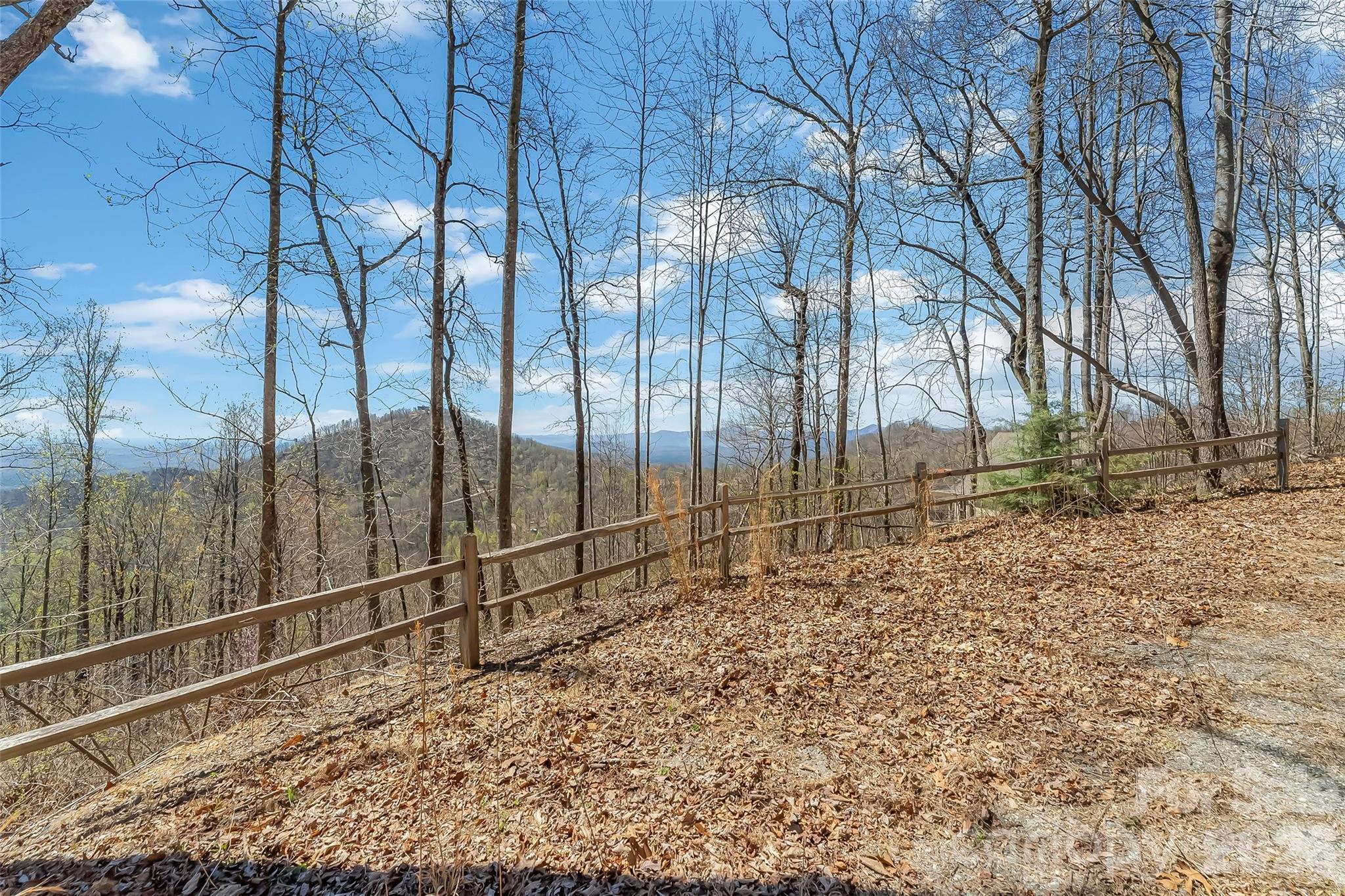 2280 Pinnacle Parkway — Union Mills