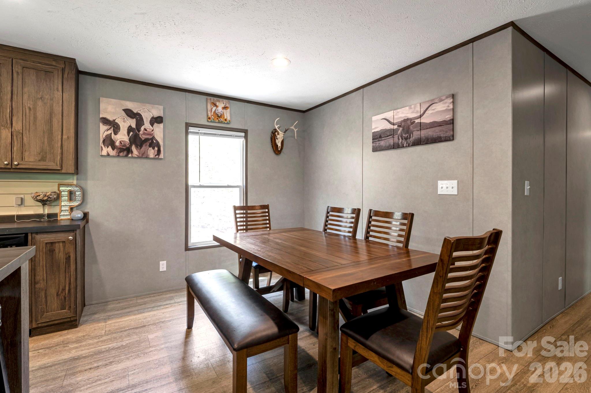 87 Horseback Lane — Marshall