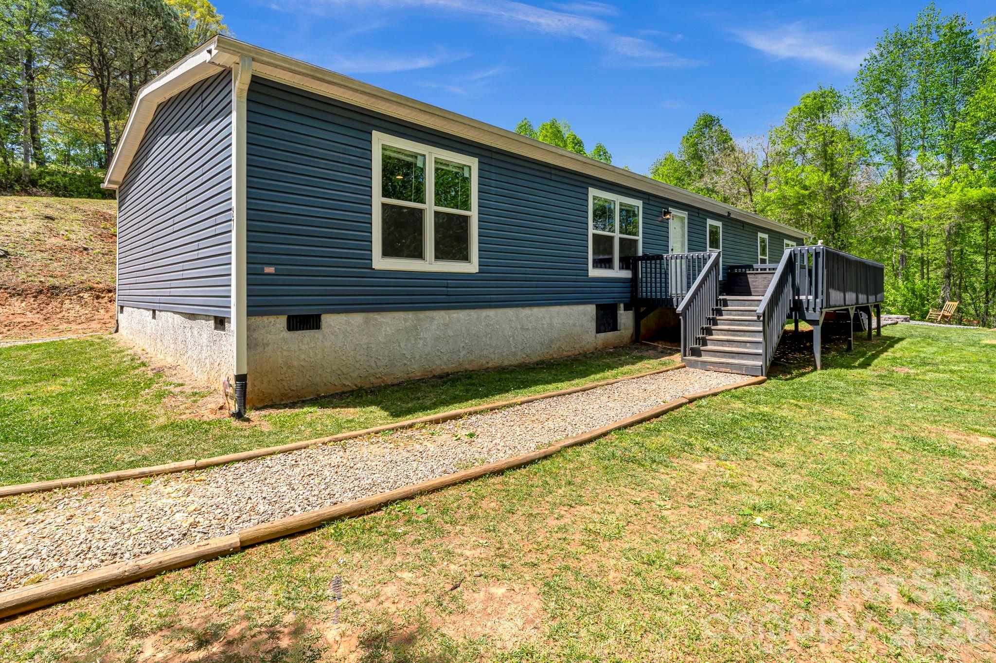 87 Horseback Lane — Marshall