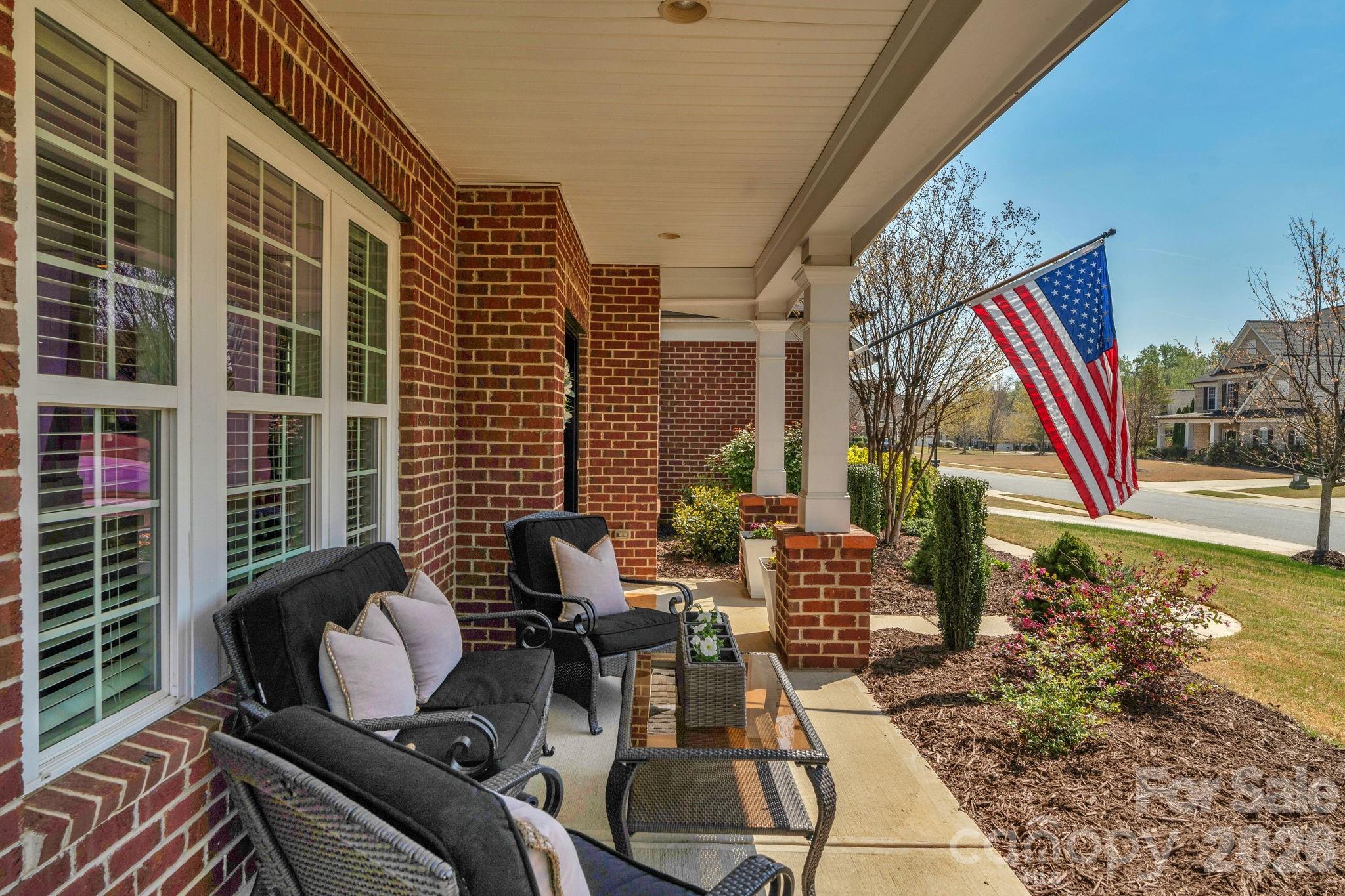 2709 Creek Manor Drive — Waxhaw