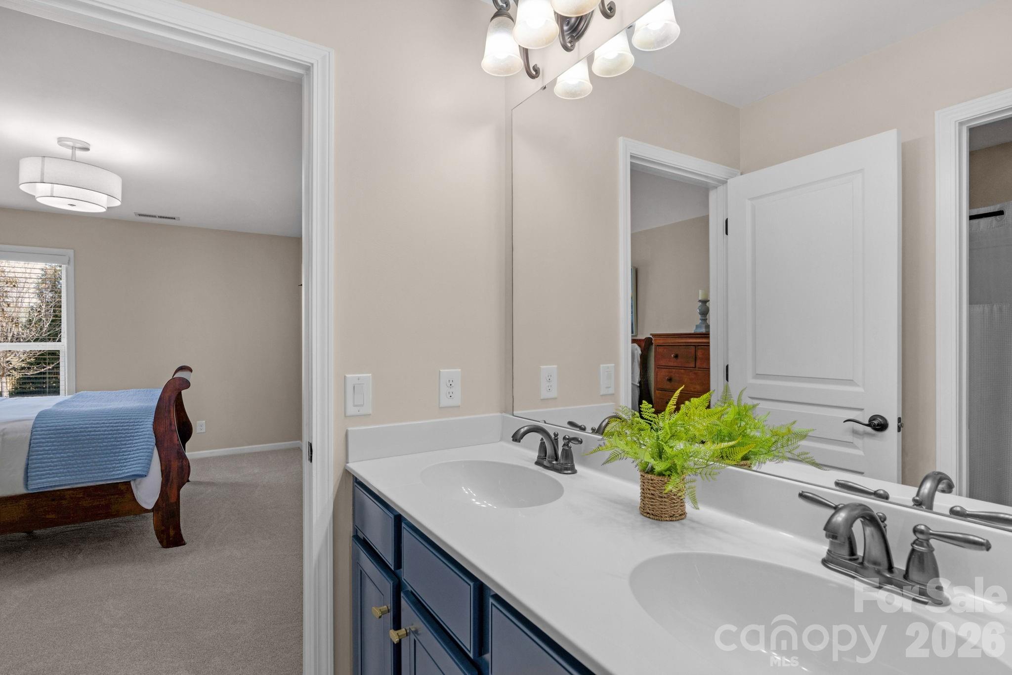 2709 Creek Manor Drive — Waxhaw