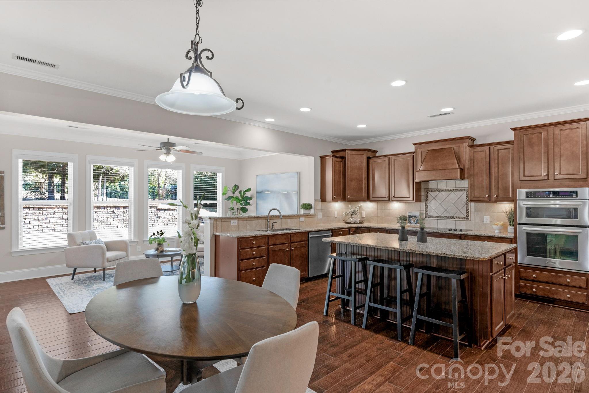 2709 Creek Manor Drive — Waxhaw